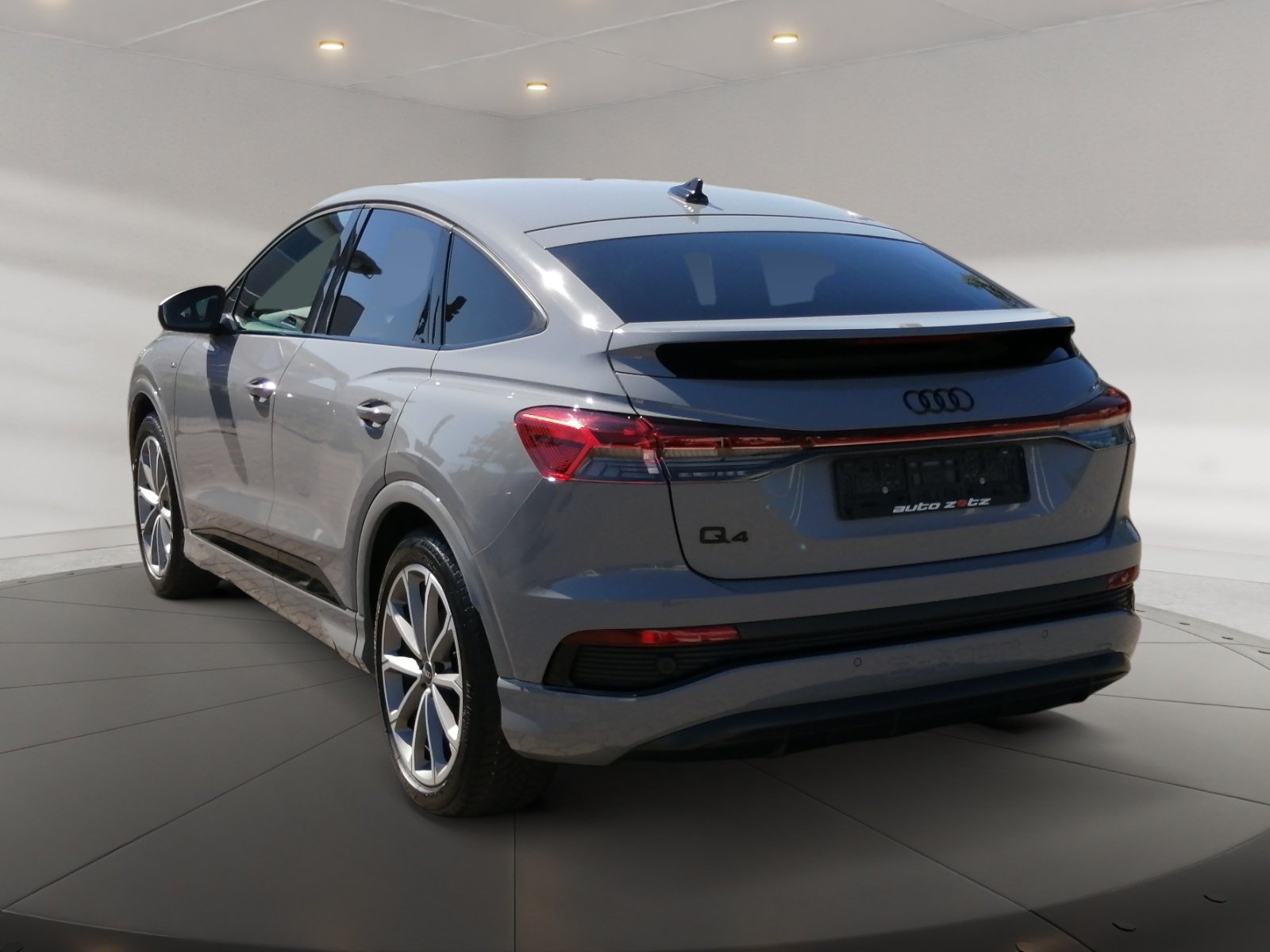 Q4 Sportback e-tron 40 S Line,matrix,HUD,Kam.,LM