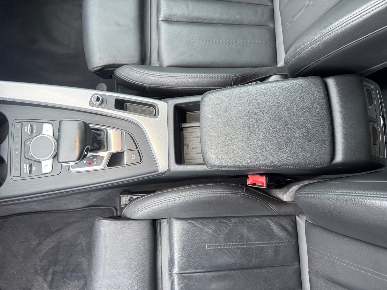 A4 Avant 45TFSI quattro Kam.,Massage,PDC,ACC,AHK