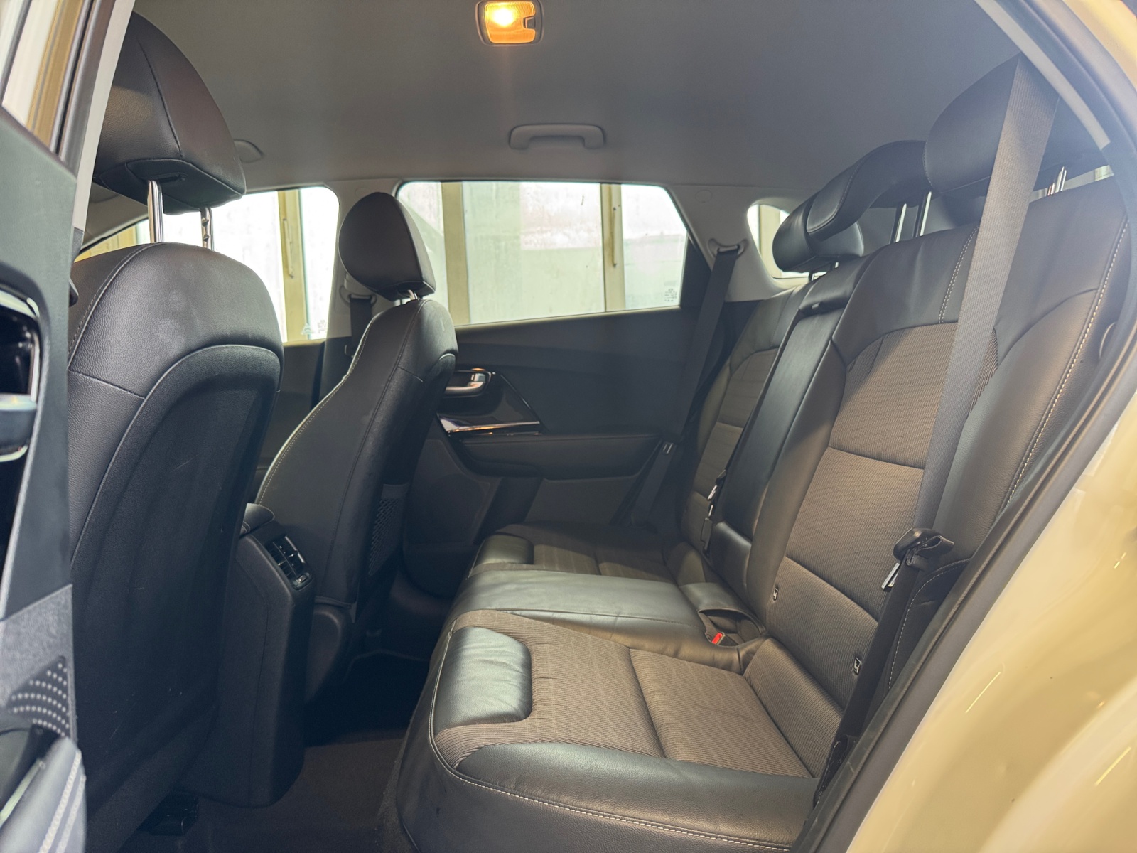 Niro 1.6 Hybrid Vision Kam.,PDC,ACC,Navi,2xKlima