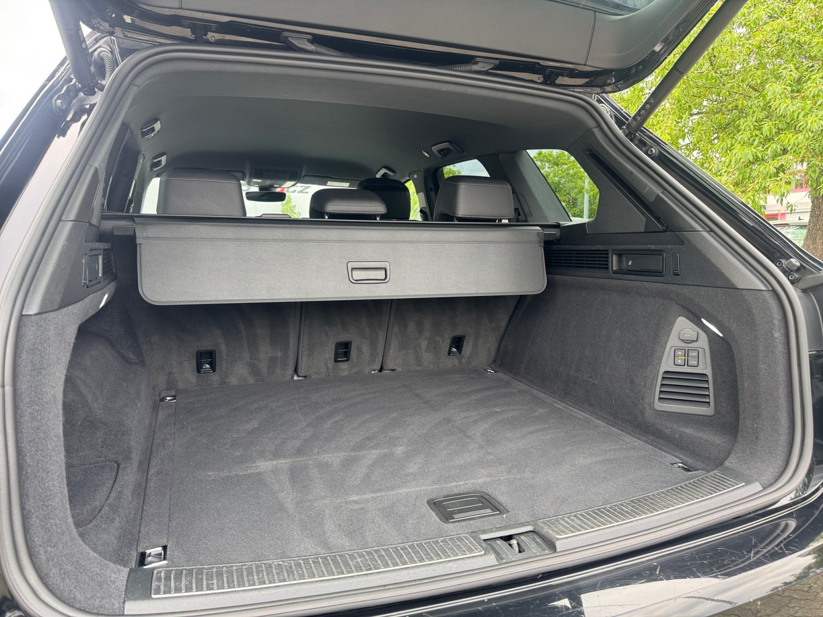 Touareg 3.0TDI R-Line 360,HUD,Kam.,Luft,PDC,ACC