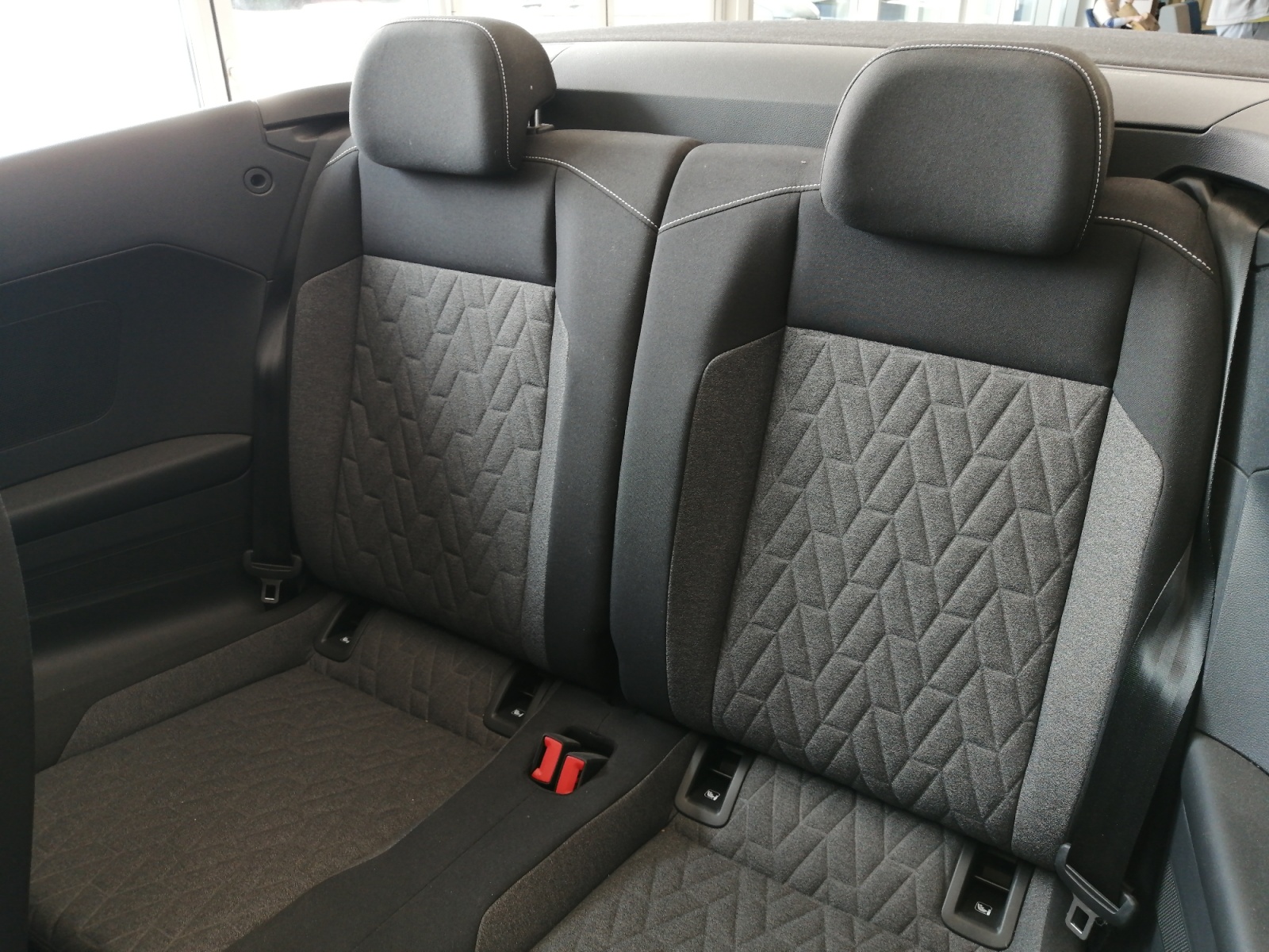 T-Roc Cabriolet MOVE 1.5 l TSI OPF DSG ,Virtual