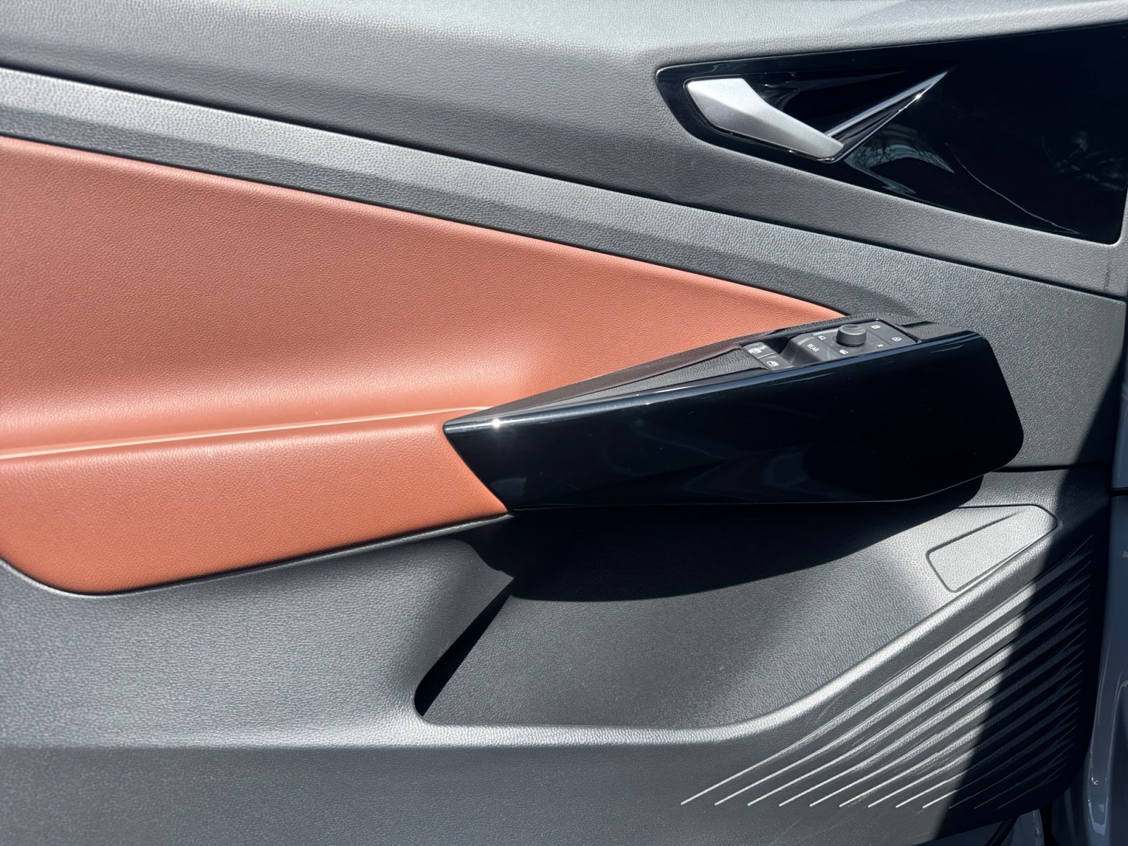 ID.5 Pro 128kW 77kWh ACC CCS PDC,ACC,LED,Navi,LM