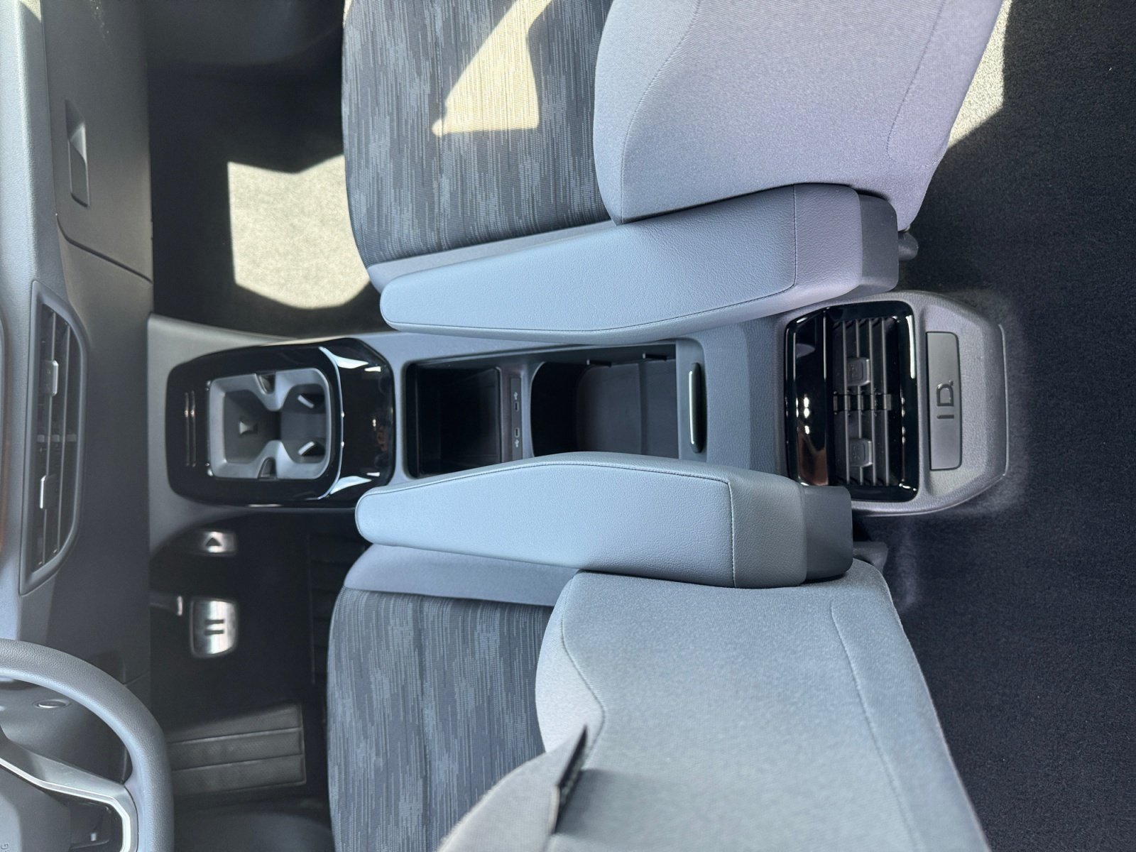 ID.5 Pro 128kW 77kWh ACC CCS PDC,ACC,LED,Navi,LM