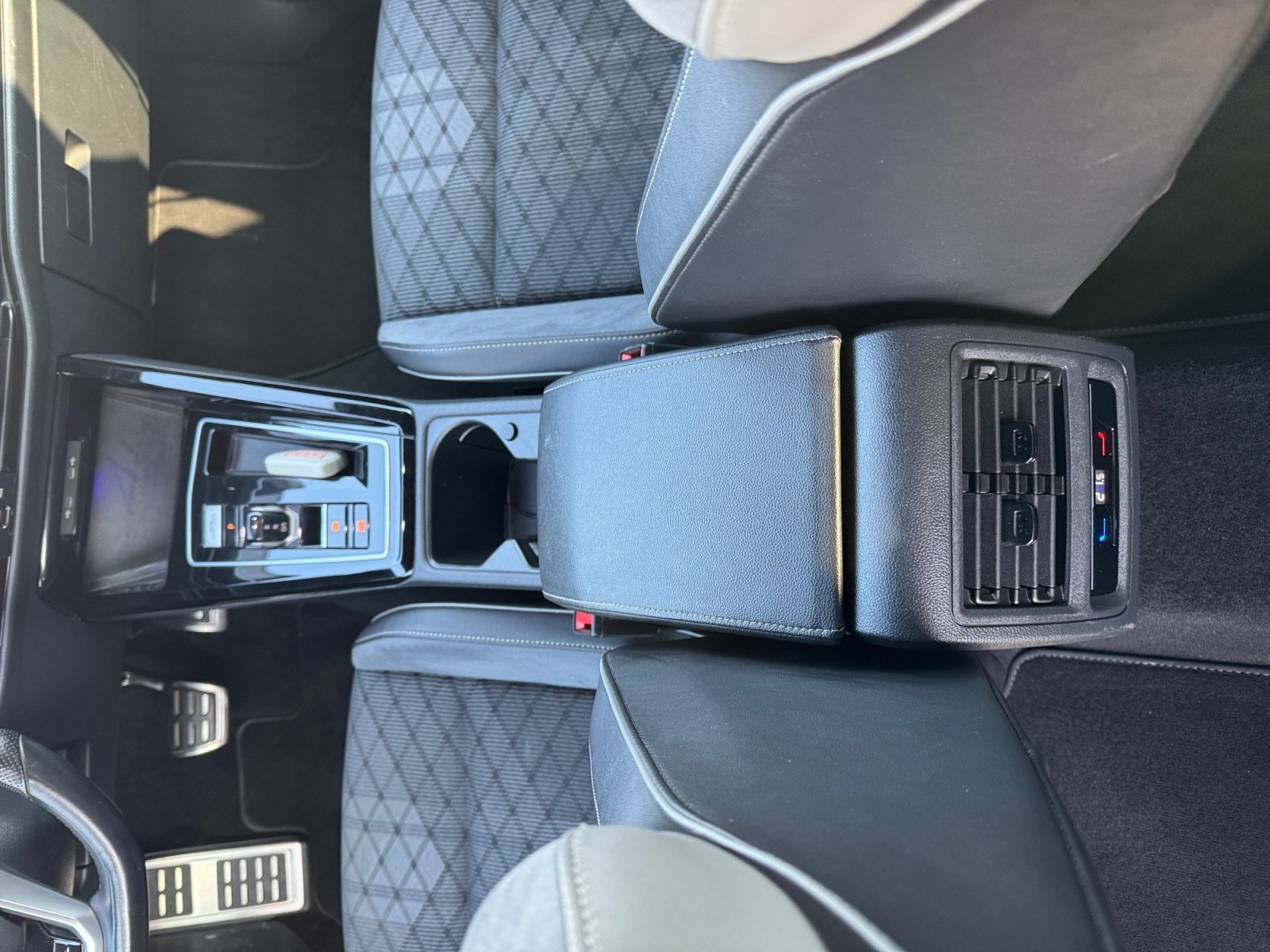 Golf Variant 2.0TSI R-Line DSG Kam.,PDC,Virtual