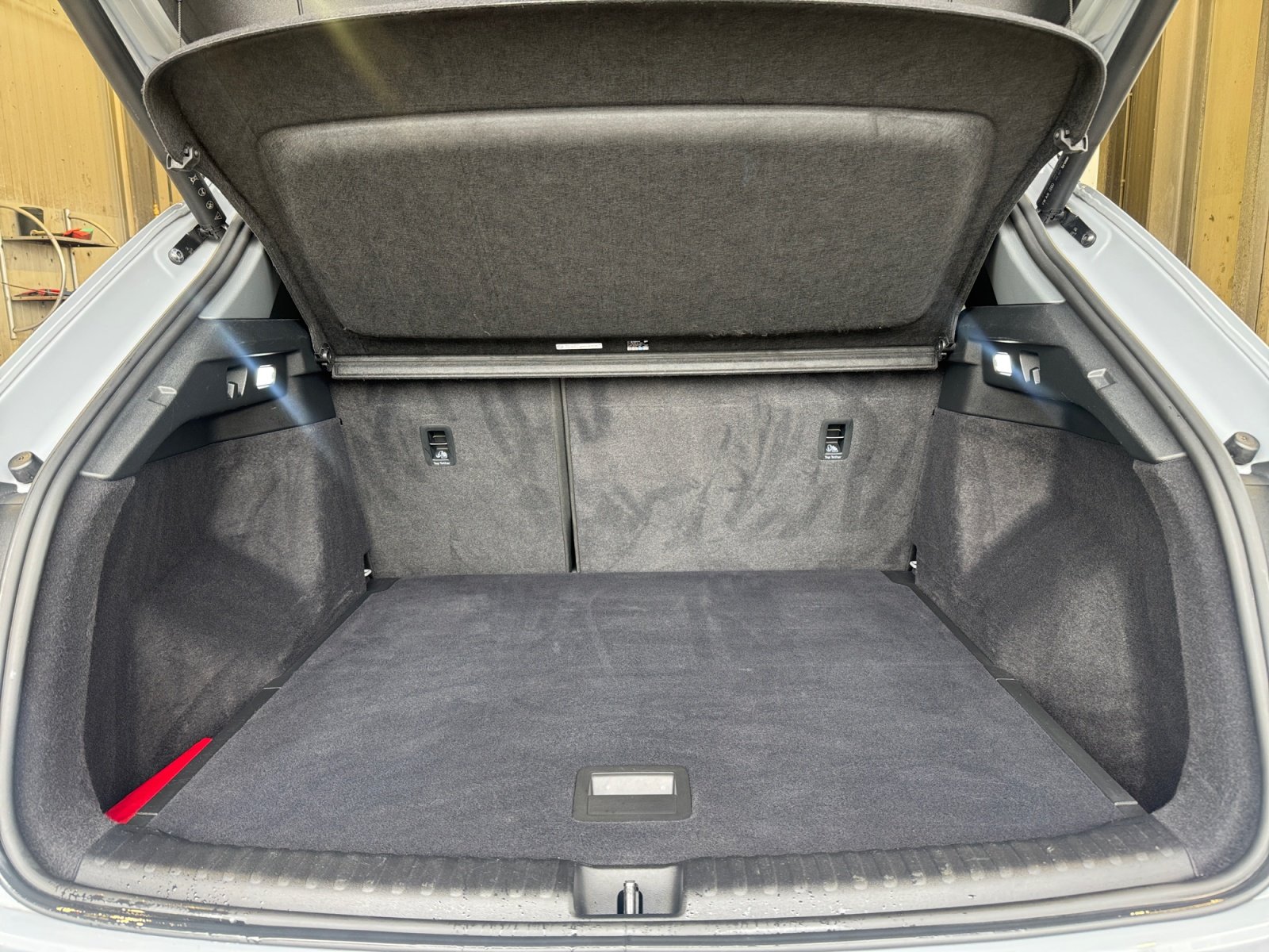 Q4 e-tron 40 matrix,HUD,Kam.,PDC,Standhz,Virtual