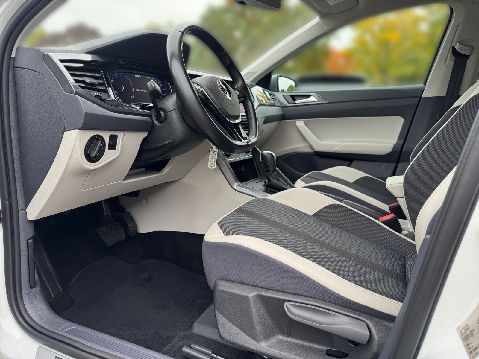 Polo 1.0 TSI beats PDC,Virtual,ACC,AUT,SHZ