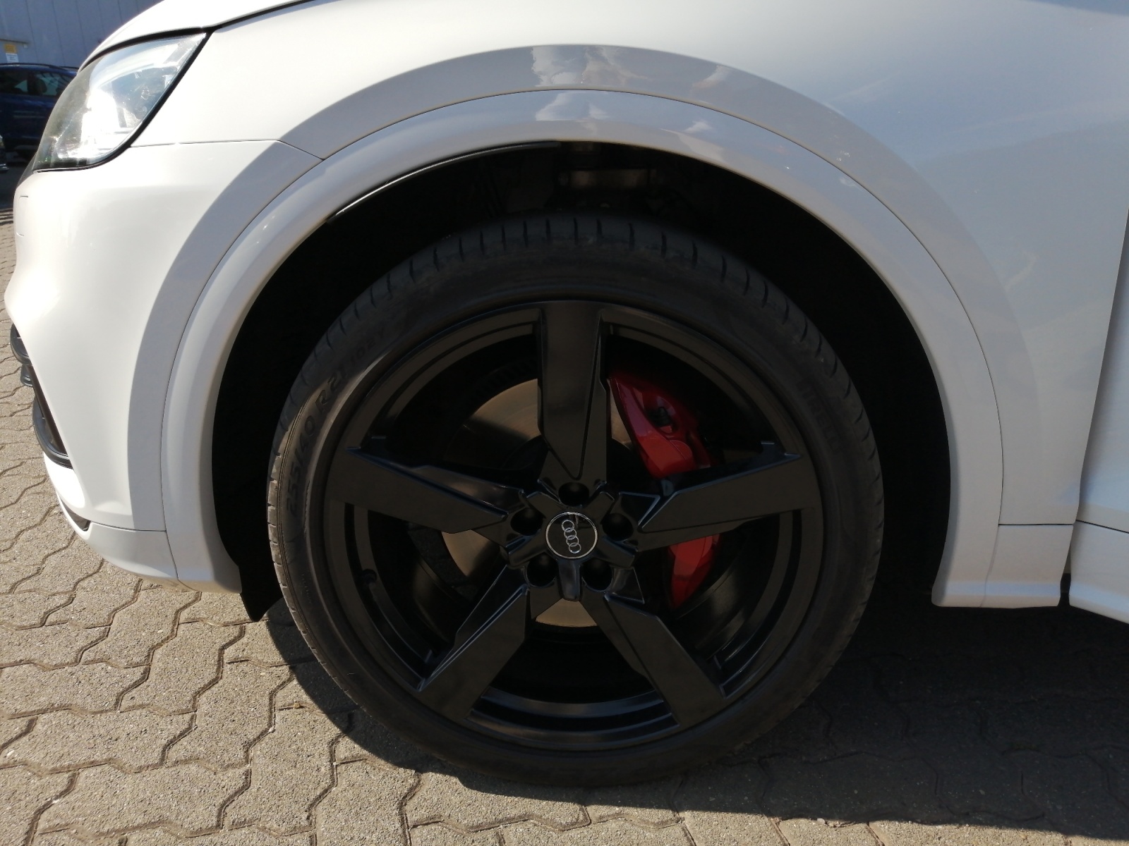 SQ5 3.0 TFSI quattro 354PS tiptronic SQ5 matrix