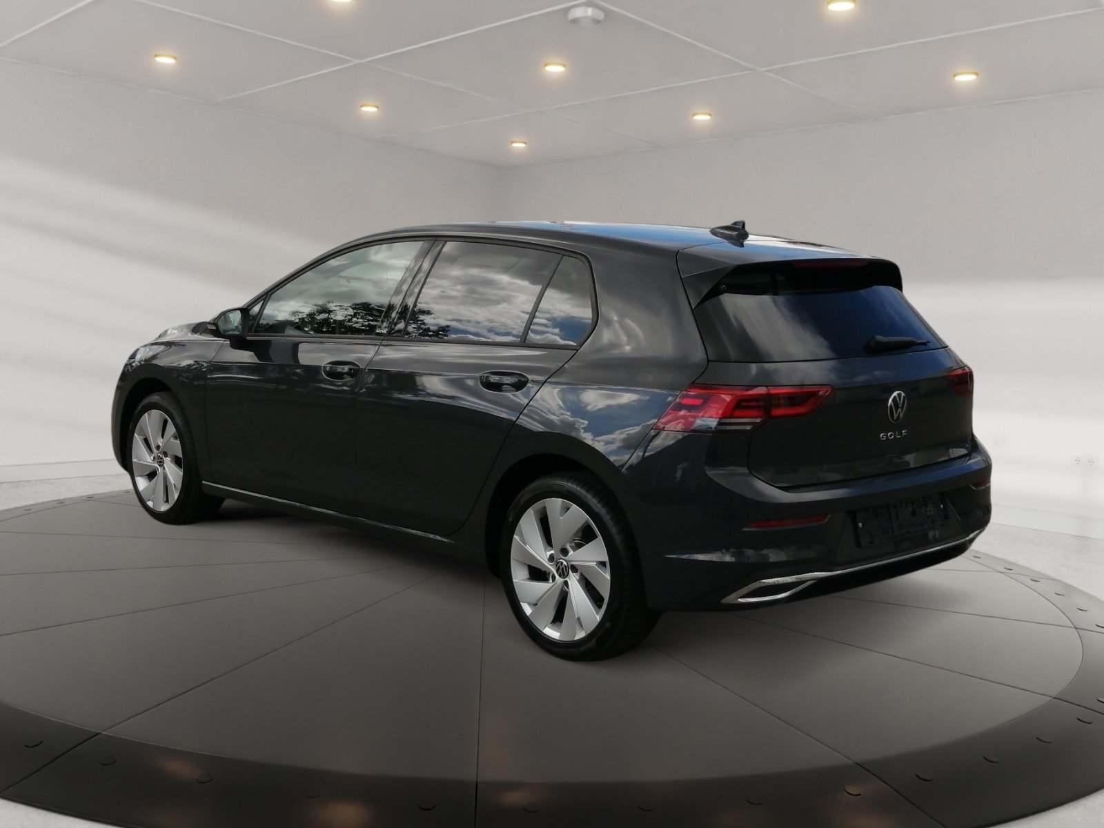 Golf VIII 1.5TSI MOVE KAMERA LANE 17Zoll Kam.