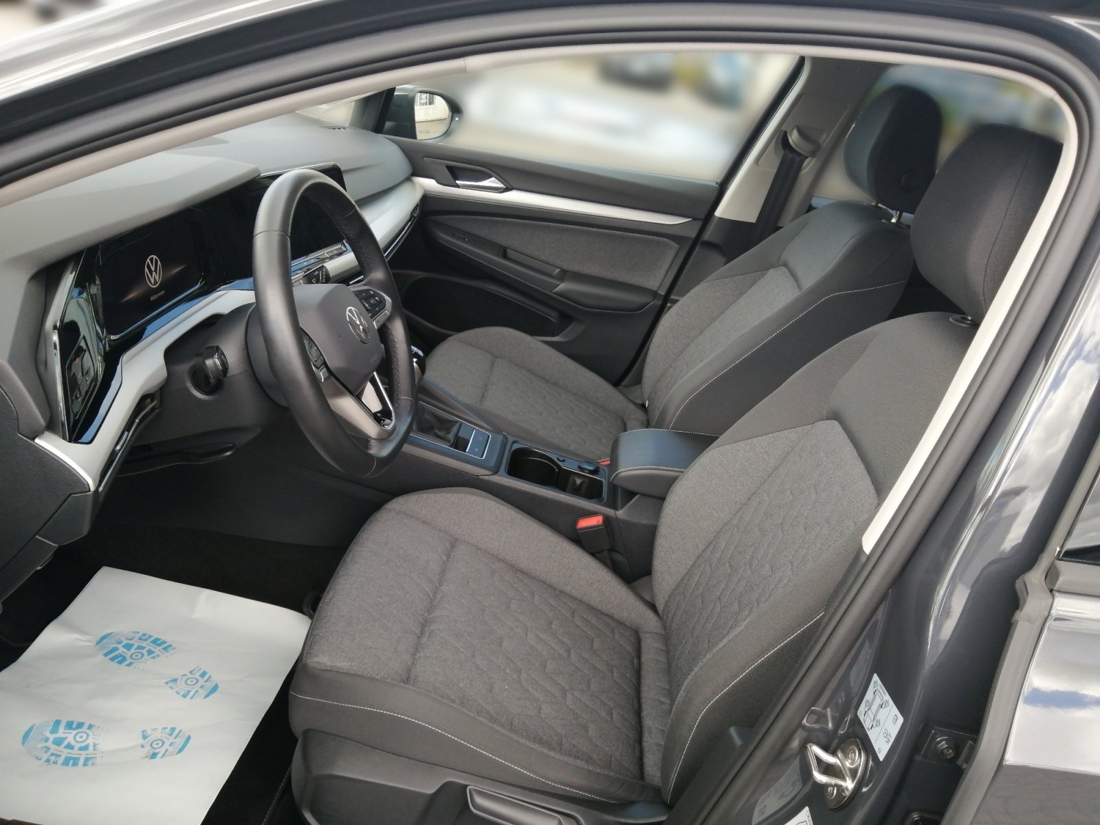 Golf VIII 1.5TSI MOVE KAMERA LANE 17Zoll Kam.