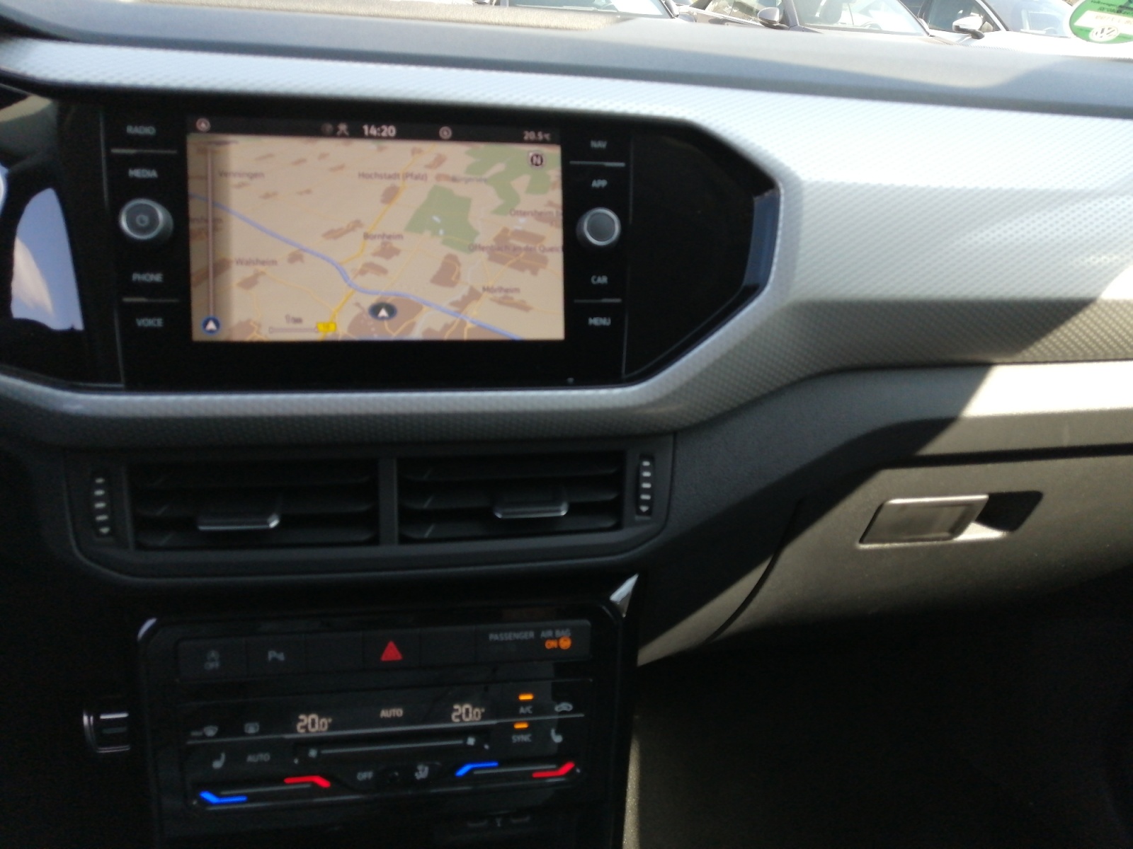 T-Cross MOVE T-Cross Life ,PDC,ACC,Navi,SHZ