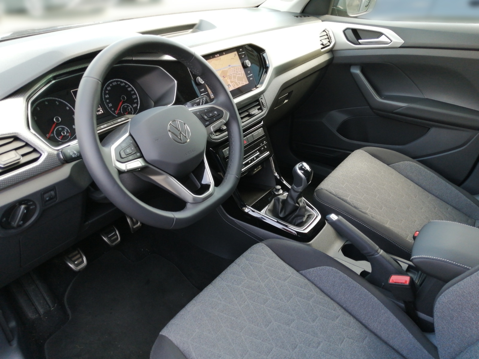 T-Cross MOVE T-Cross Life ,PDC,ACC,Navi,SHZ
