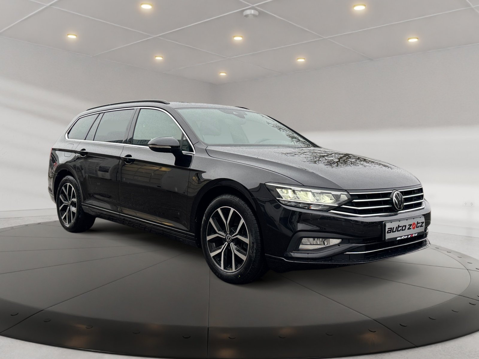 Passat Variant 2.0TDI Business DSG NAVI KAM Kam.