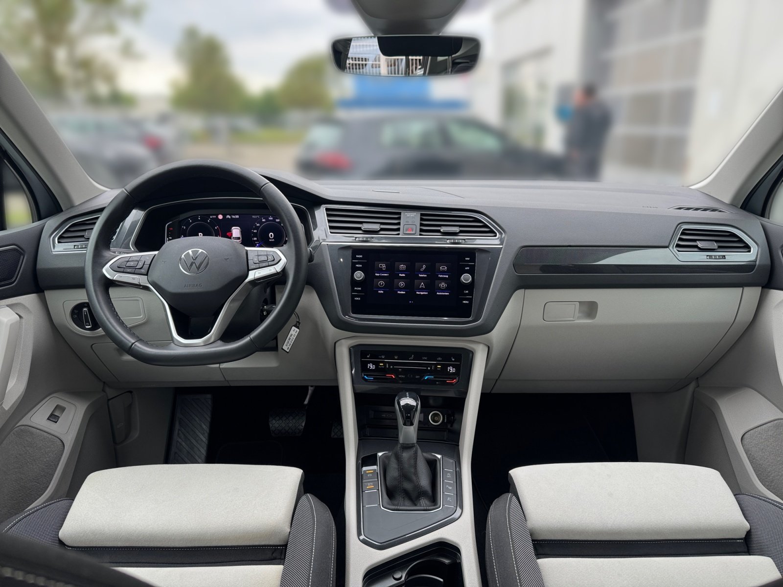 Tiguan 1.5 TSI Elegance AREA VIEW TRAVEL Elegance