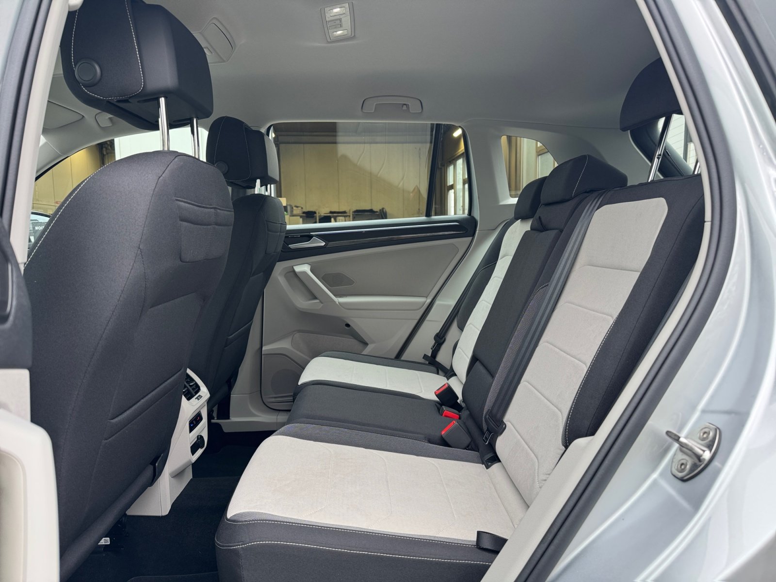 Tiguan 1.5 TSI Elegance AREA VIEW TRAVEL Elegance