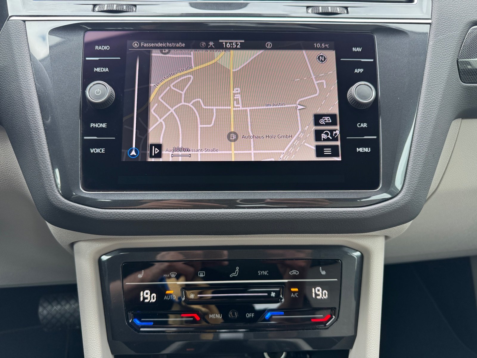 Tiguan 1.5 TSI Elegance AREA VIEW TRAVEL Elegance