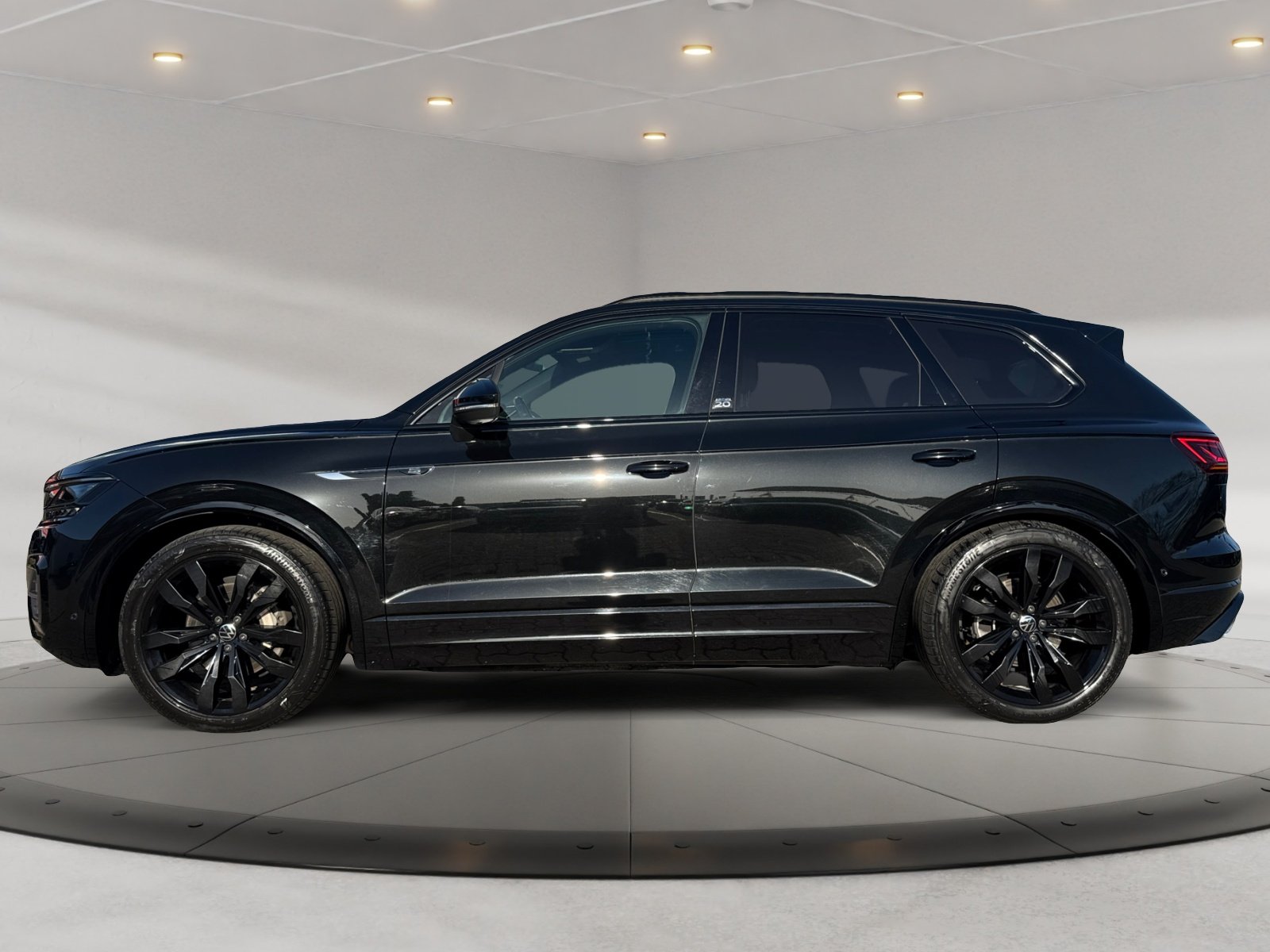 Touareg Edition 20 HUD DYN PANO AHK BLACK HUD,LM