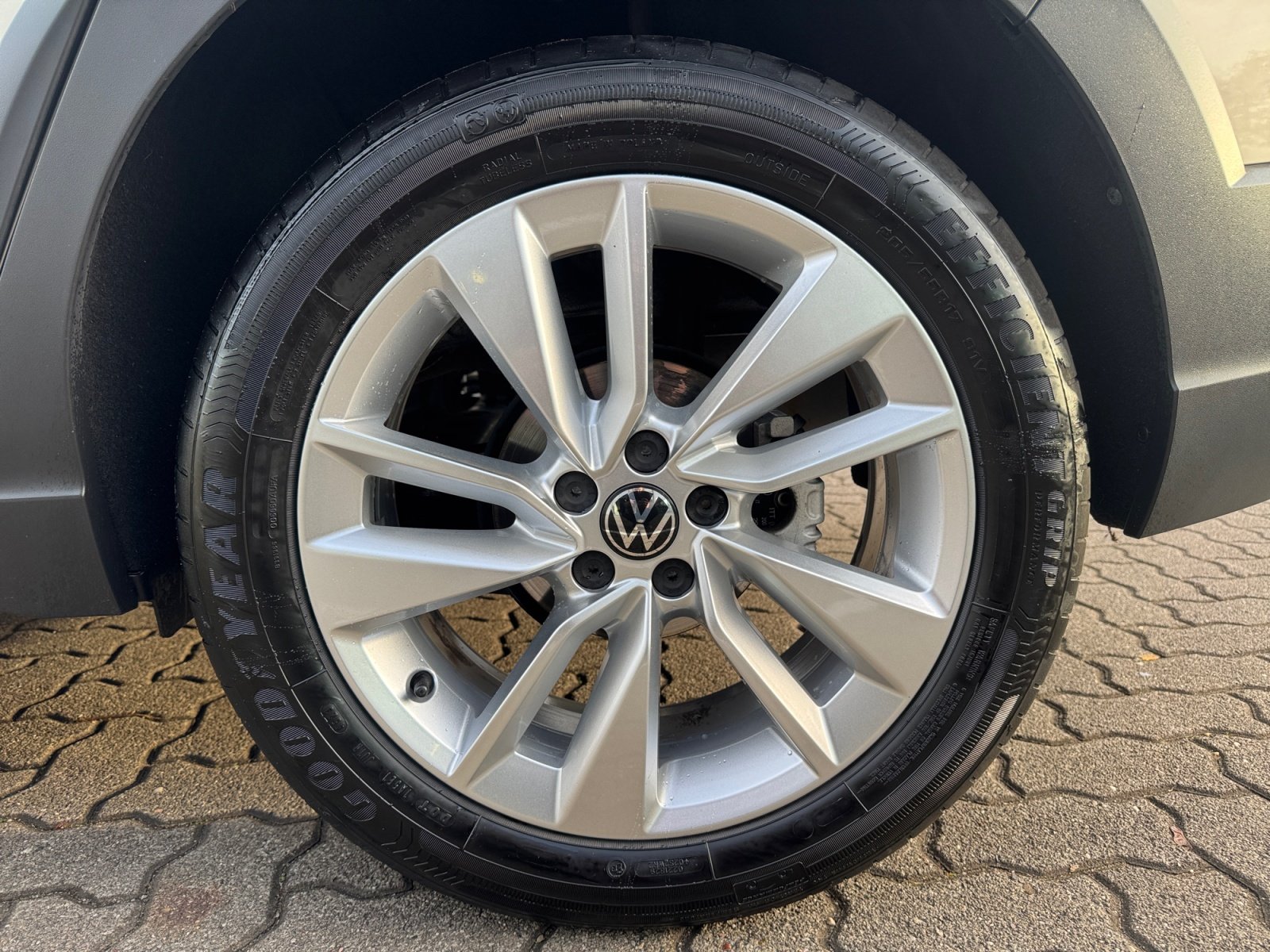 Taigo MOVE 1.5TSI DSG IQ.Light Kam.,PDC,Virtual