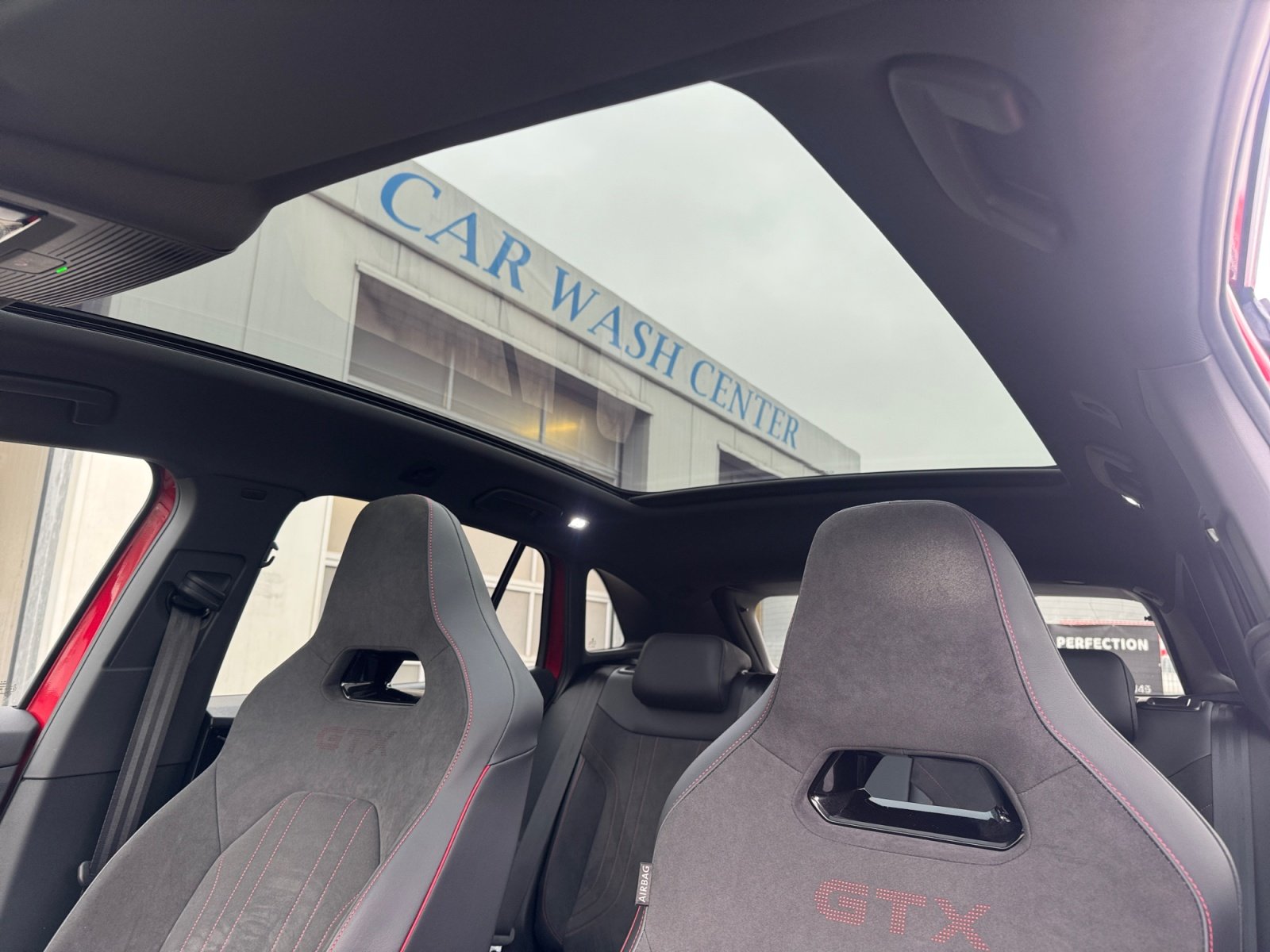 ID.4 GTX GTX 4MOTION 220 kW 77 kWh 1-Gang-Automatik