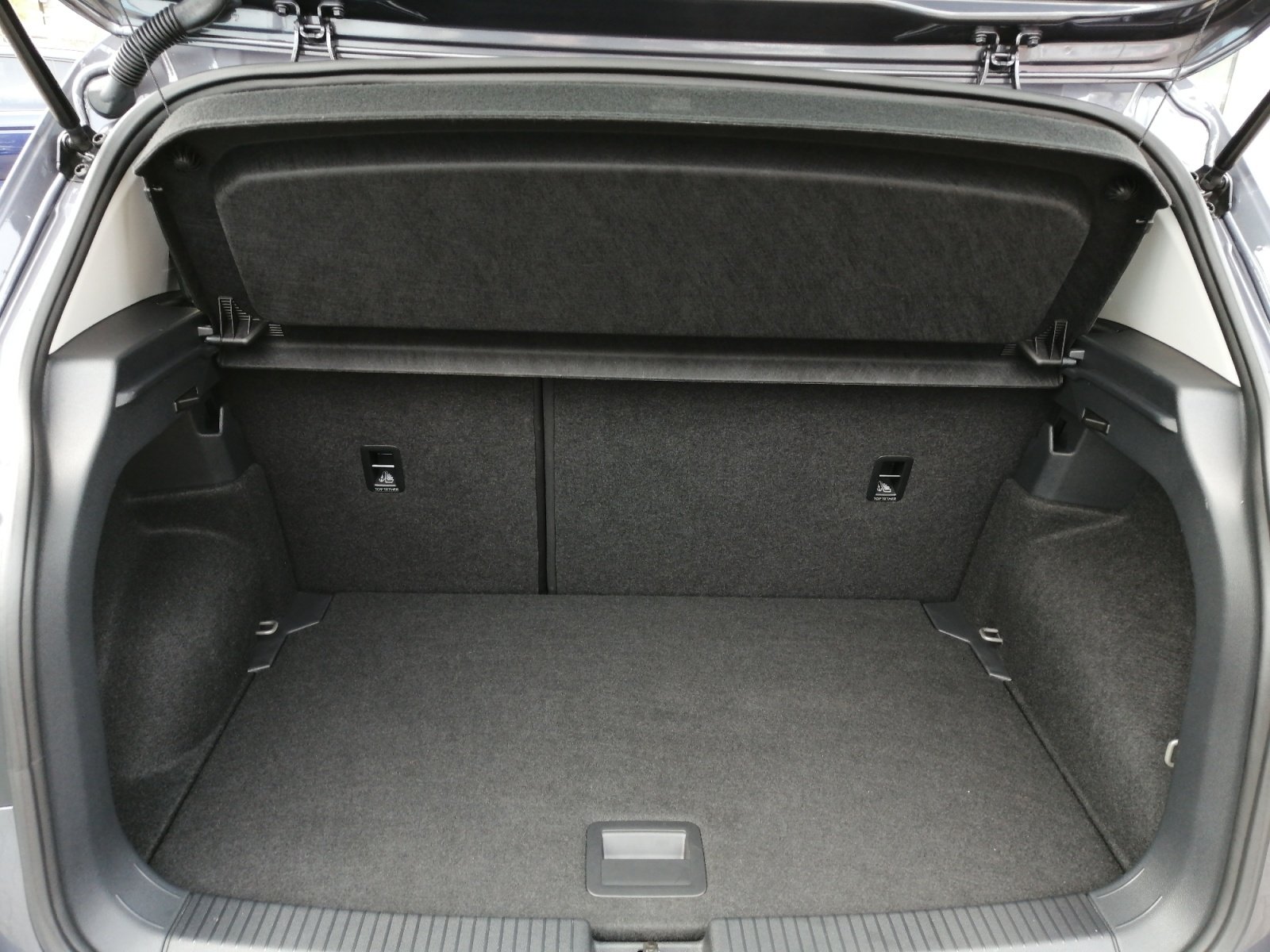 T-Cross T-Cross 1.0 Life B 085 TSIM6F PDC,ACC,LM