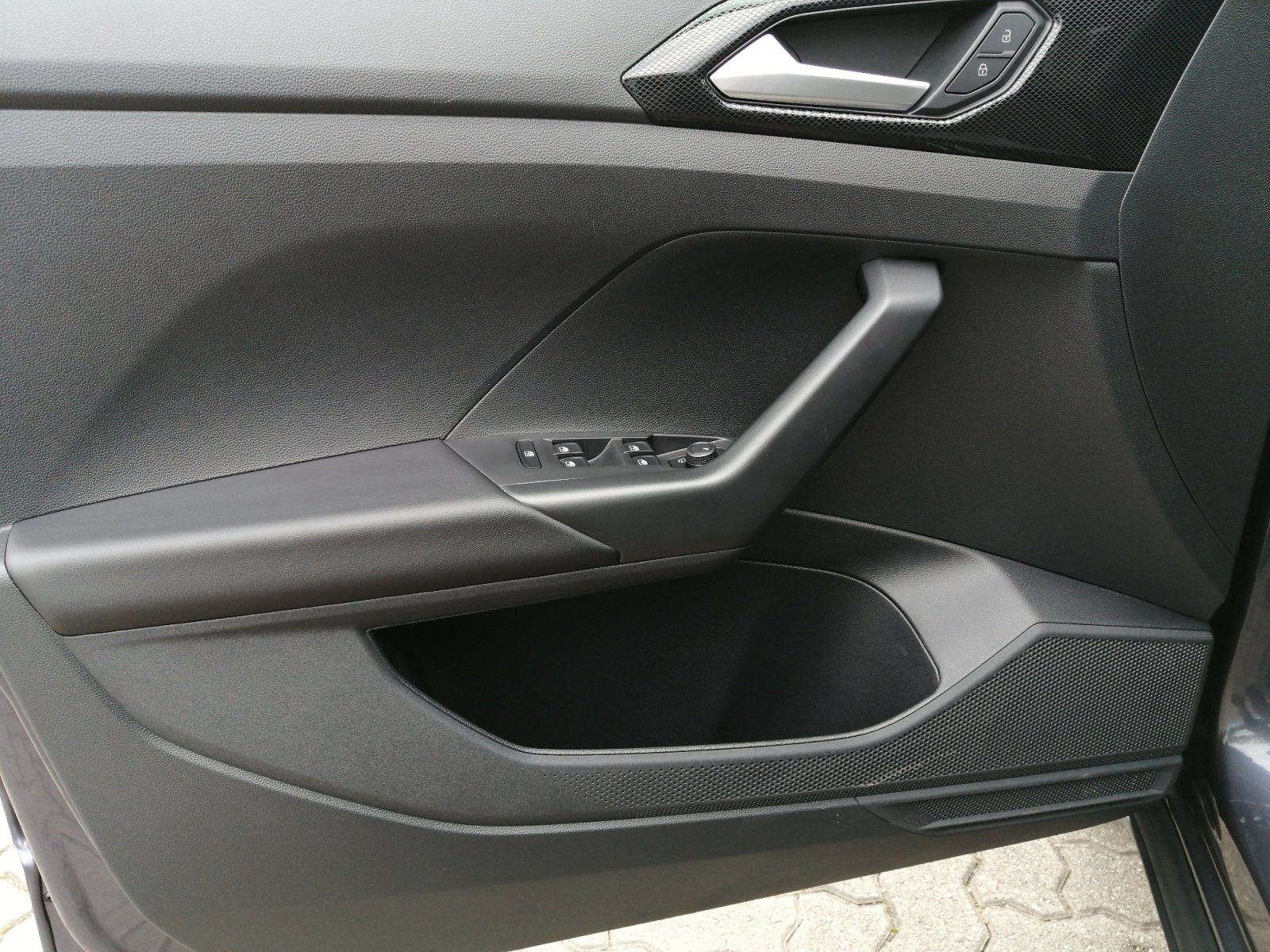 T-Cross T-Cross 1.0 Life B 085 TSIM6F PDC,ACC,LM