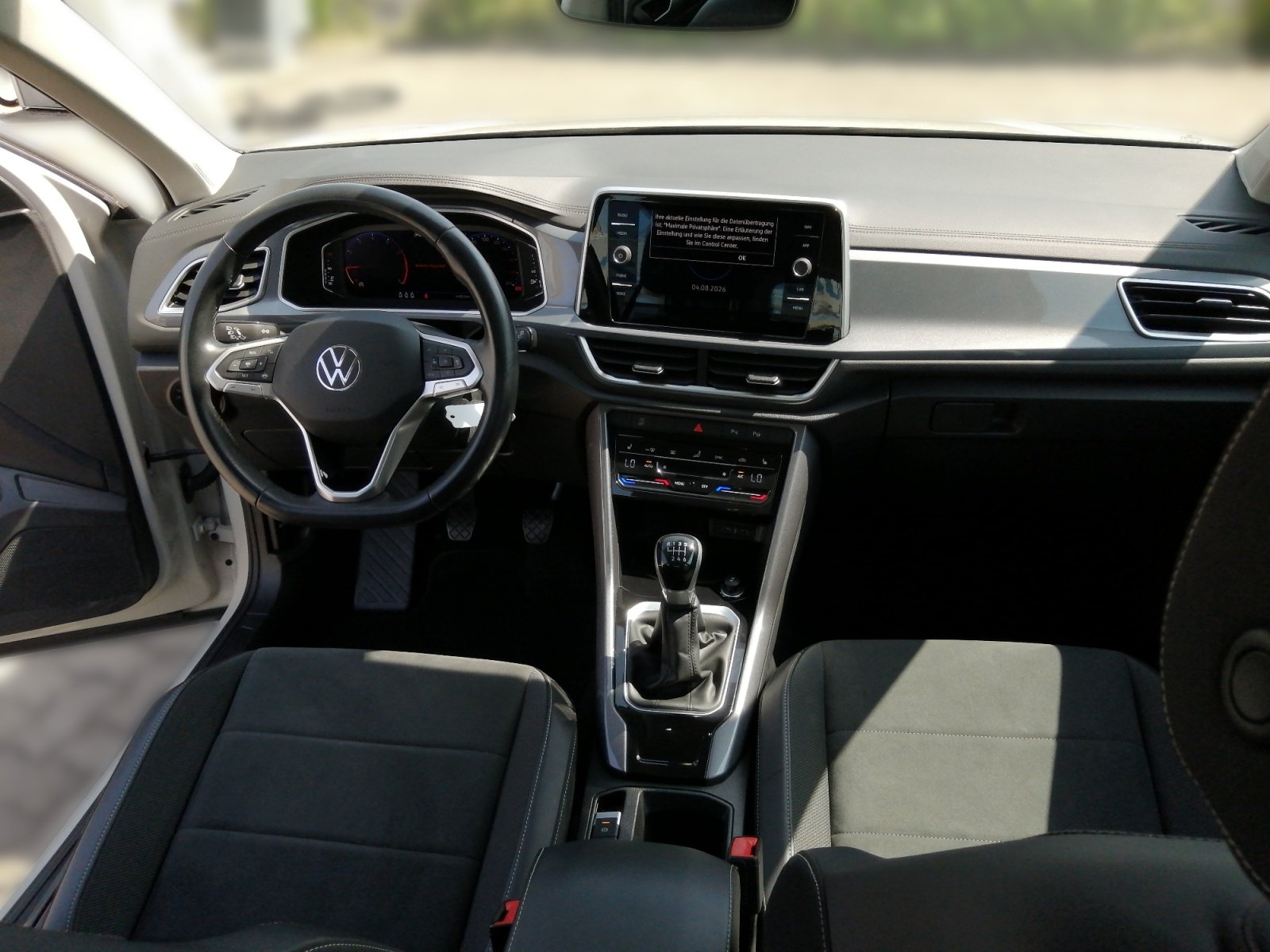 T-Roc Style 1.0 TSI OPF 81 kW 6-Gang PDC,Virtual