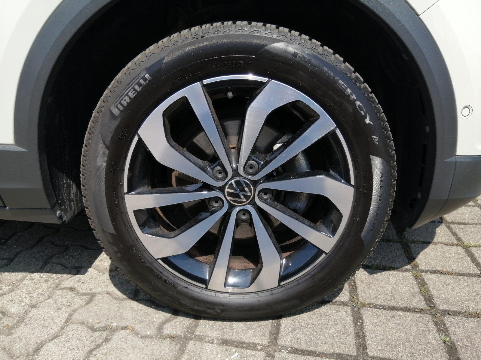 T-Roc Style 1.0 TSI OPF 81 kW 6-Gang PDC,Virtual