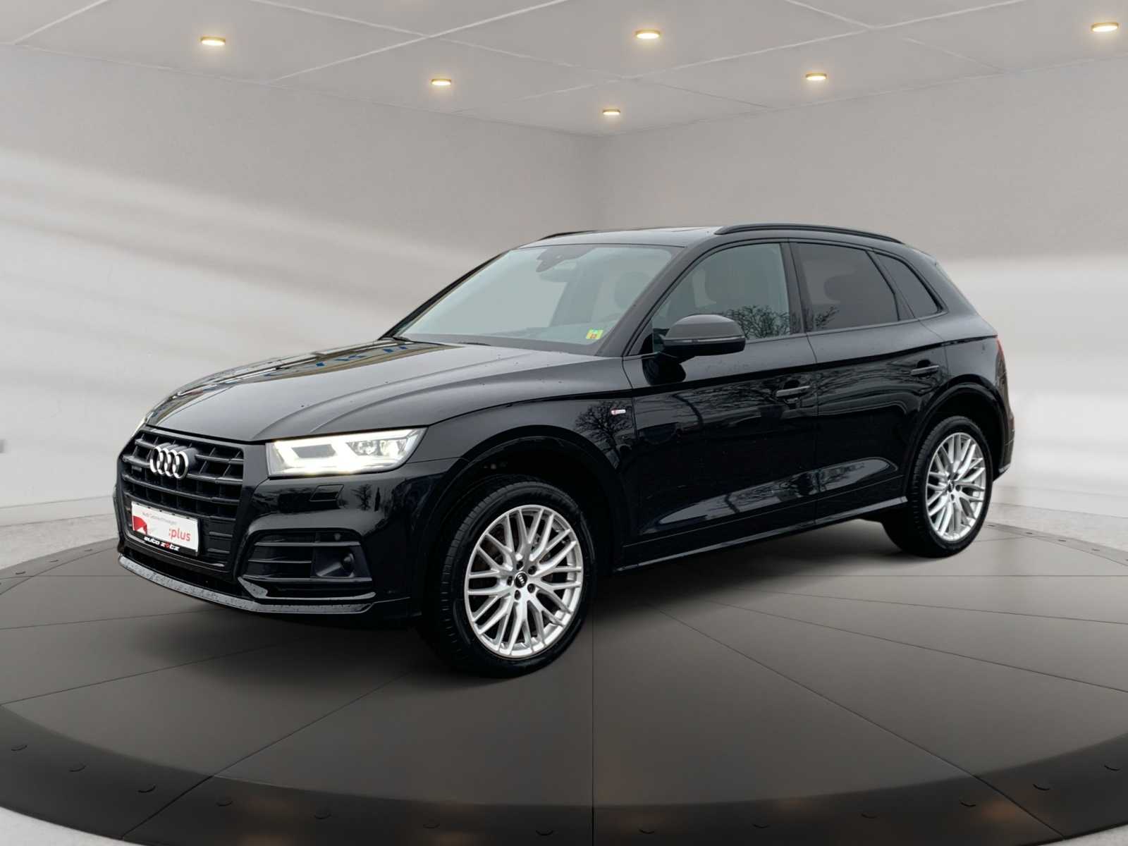 Q5 sport 40 TDI quattro S tronic ,PANO,PDC,Kam.