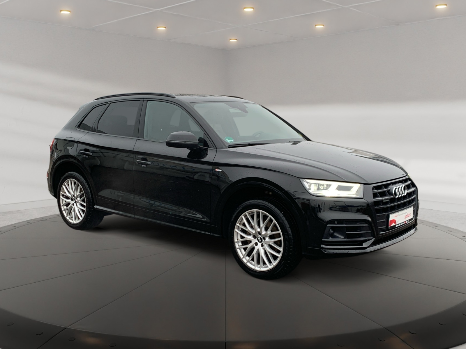 Q5 sport 40 TDI quattro S tronic ,PANO,PDC,Kam.