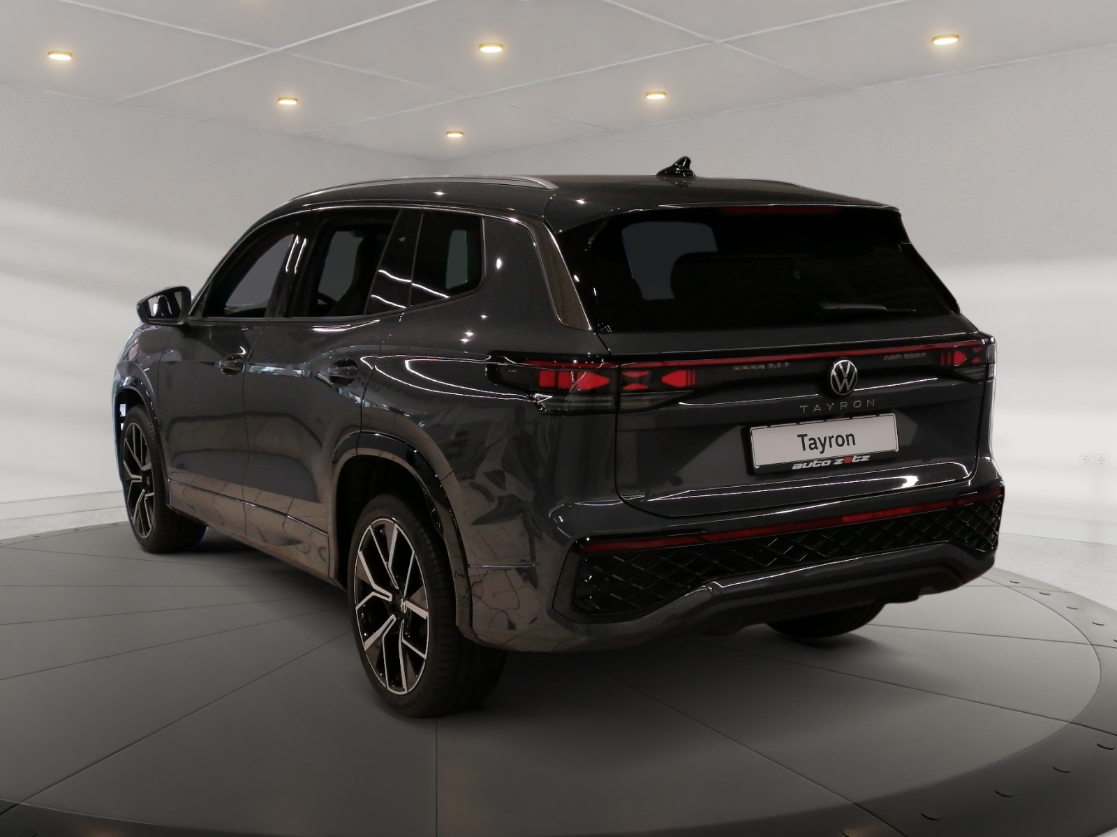 Tayron R-Line 2.0 l TDI 4MOTION DSG ,PANO,R Line