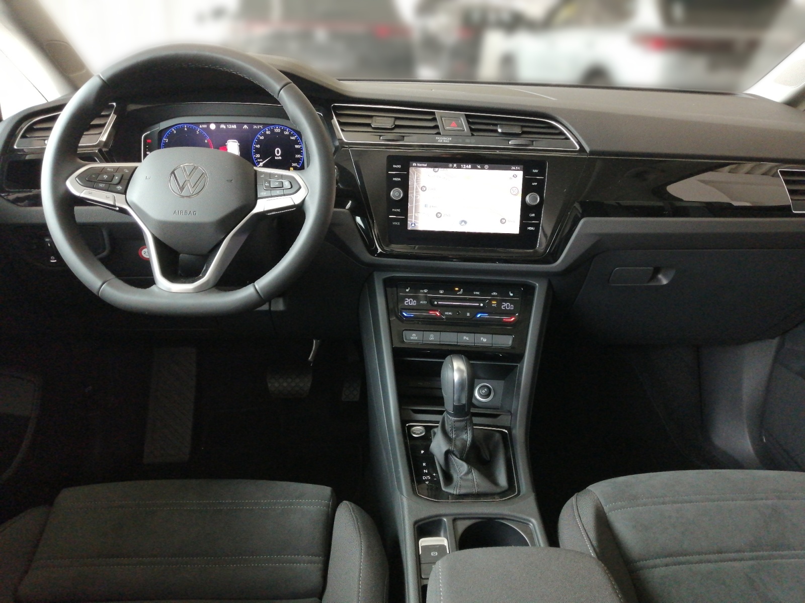 Touran Highline 1.5 l TSI OPF DSG ,PANO,PDC,Kam.