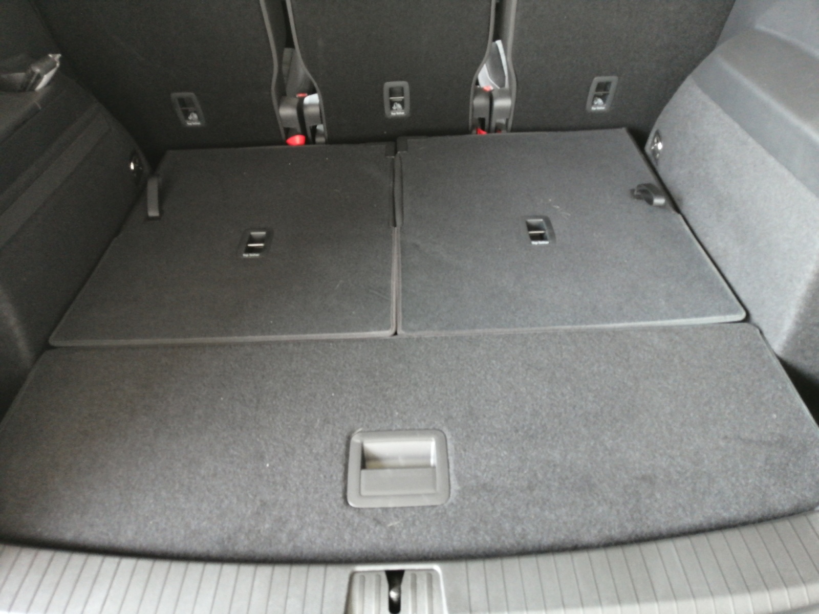 Touran Highline 1.5 l TSI OPF DSG ,PANO,PDC,Kam.