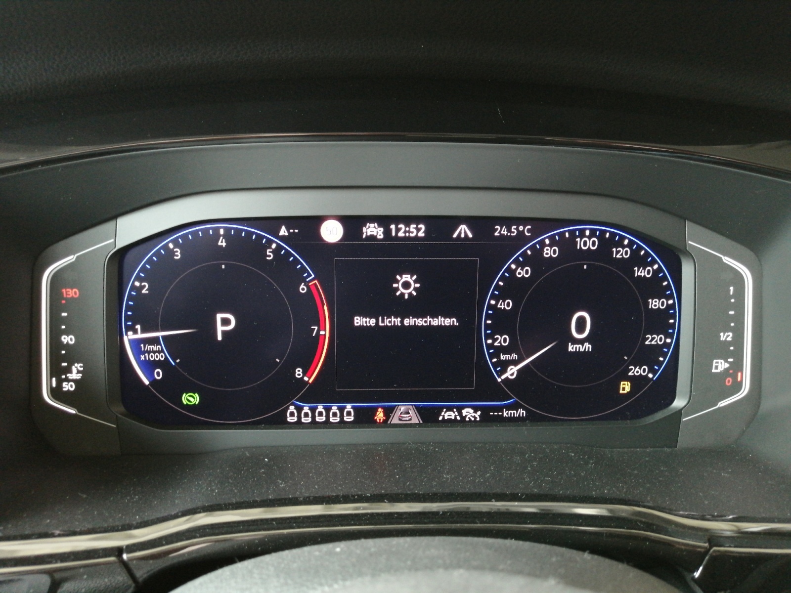 Touran Highline 1.5 l TSI OPF DSG ,PANO,PDC,Kam.