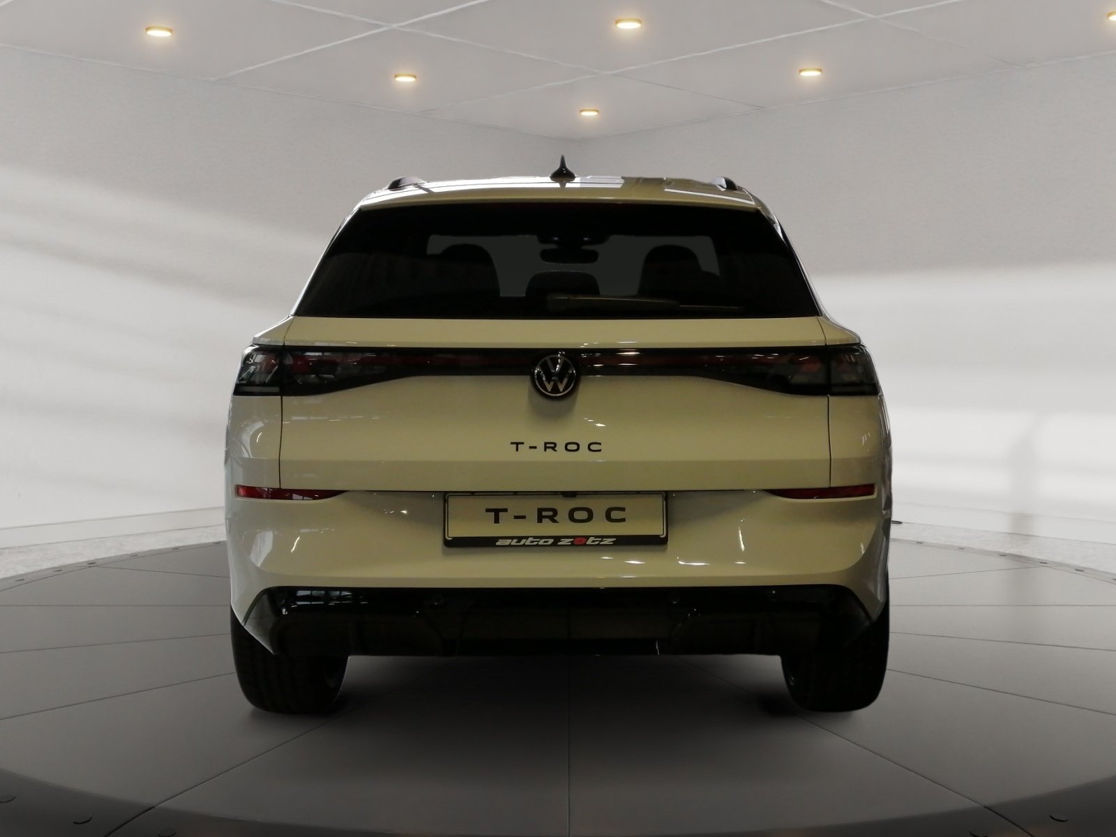 T-Roc R-Line 1.5 l eTSI OPF DSG 360,HUD,Kam.,PDC