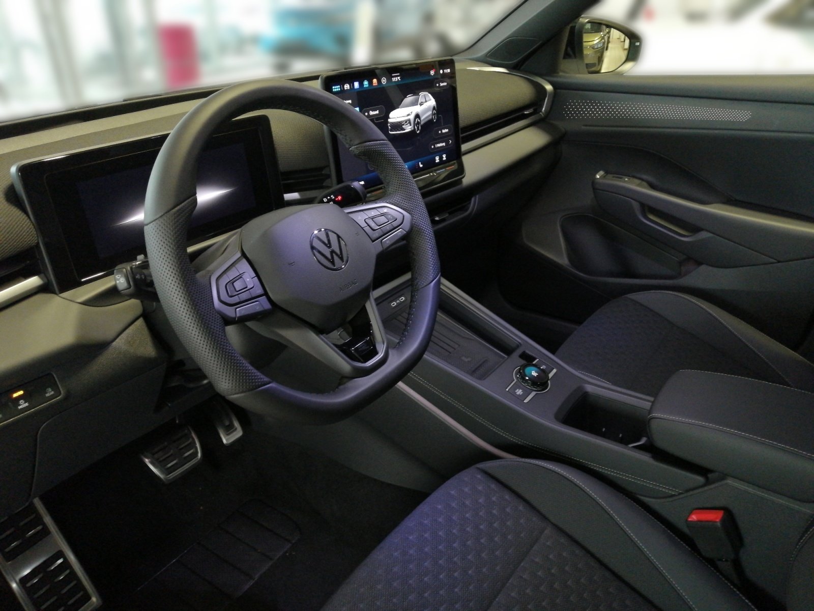 T-Roc R-Line 1.5 l eTSI OPF DSG 360,HUD,Kam.,PDC
