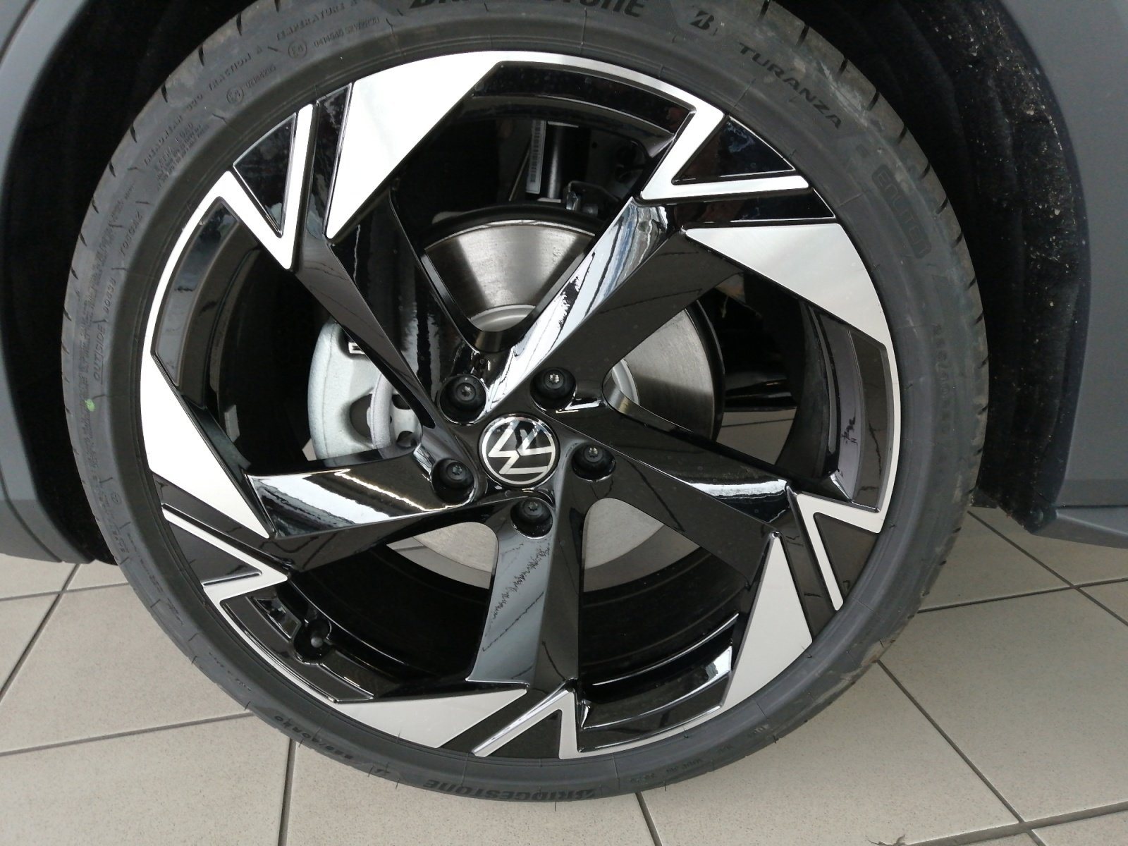 T-Roc R-Line 1.5 l eTSI OPF DSG 360,HUD,Kam.,PDC