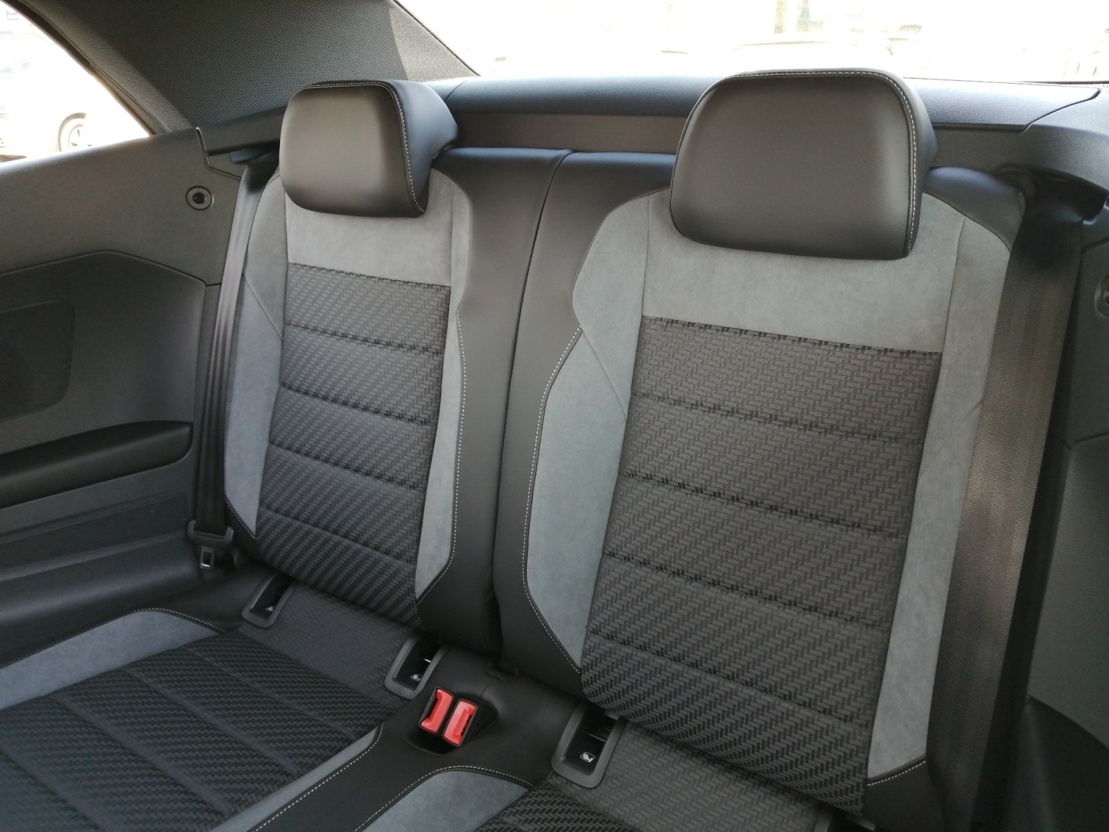 T-Roc Cabriolet R-Line 1.5 l TSI OPF DSG Kam.