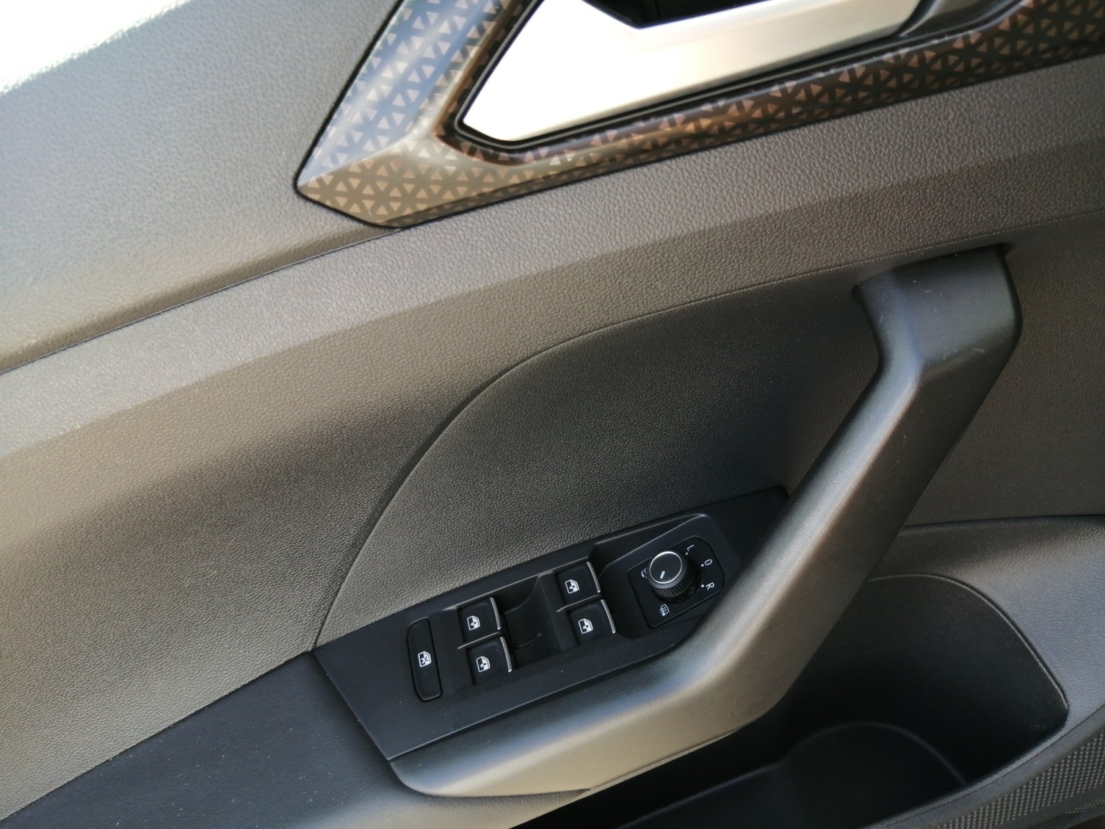 T-Cross Style 1.0 TSI OPF 81 kW 6-Gang Kam.,PDC
