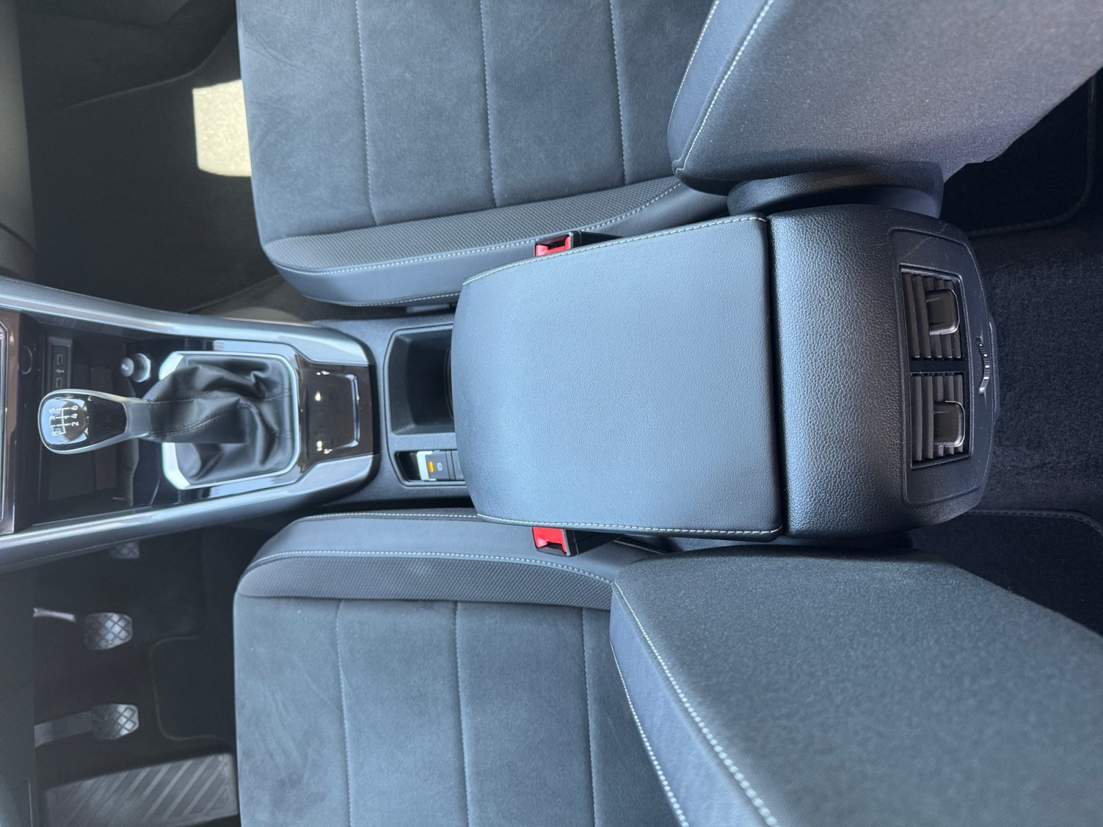 T-ROC Style Style 1.5 TSI OPF 110 kW 6-Gang PDC