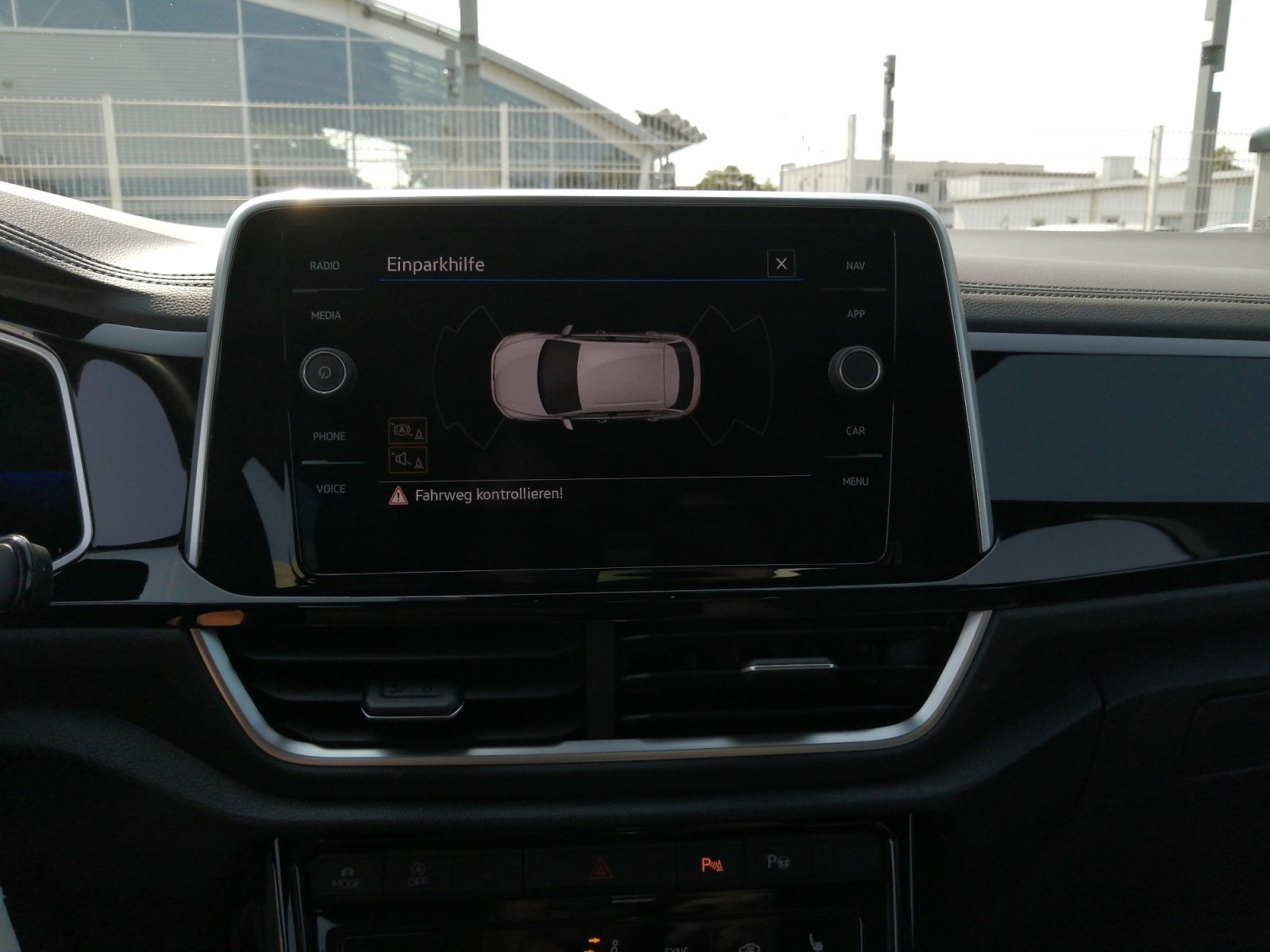 T-Roc R-Line R-Line 1.0 TSI OPF 81 kW 6-Gang PDC