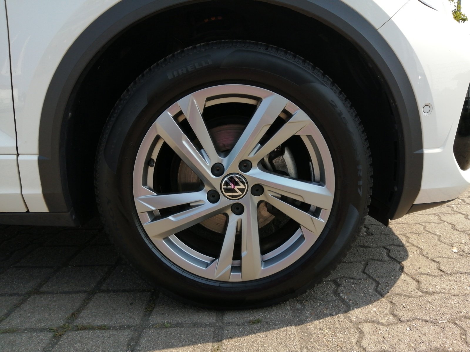 T-Roc R-Line R-Line 1.0 TSI OPF 81 kW 6-Gang PDC