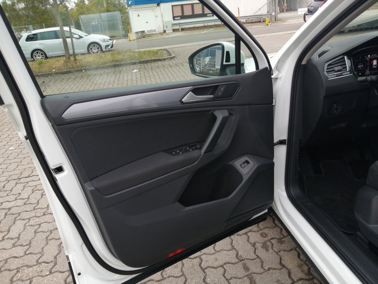 Tiguan Life 2.0 TDI SCR 110 kW 7-Gang-DSG Kam.