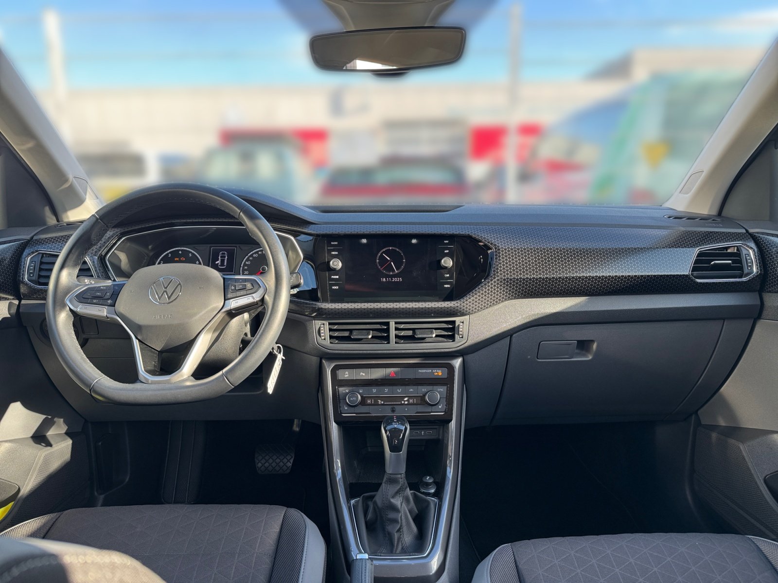 T-Cross Style 1.5TSI DSG PDC,LED,2xKlima,AUT,LM