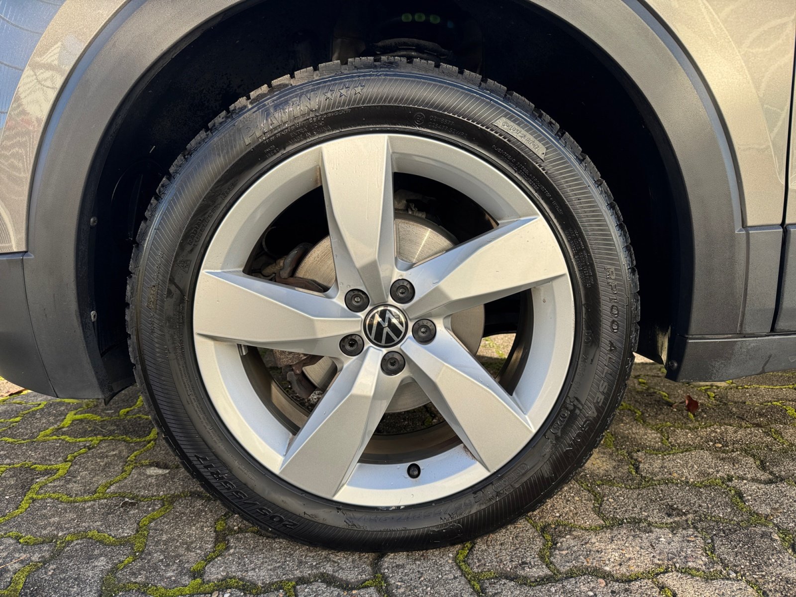 T-Cross Style 1.5TSI DSG PDC,LED,2xKlima,AUT,LM