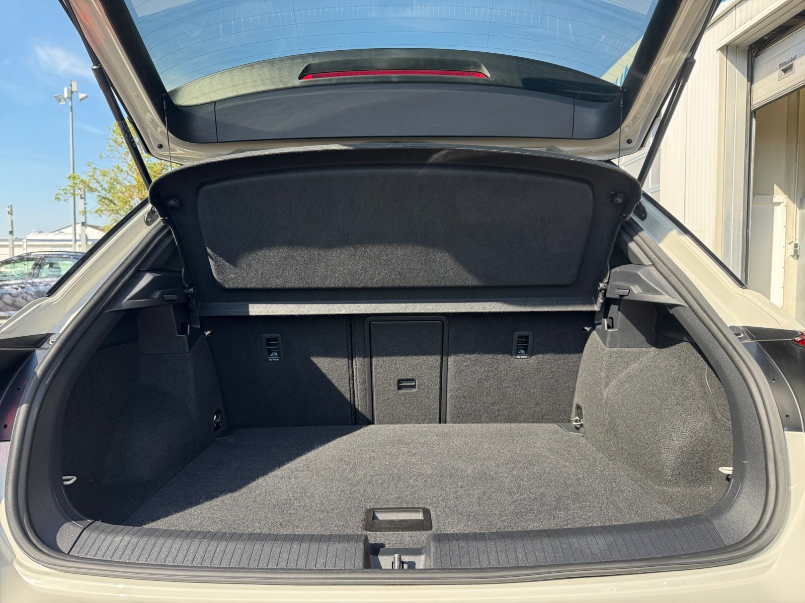 T-Roc Style 2.0 TDI PDC,Virtual,ACC,LED,Navi,AUT