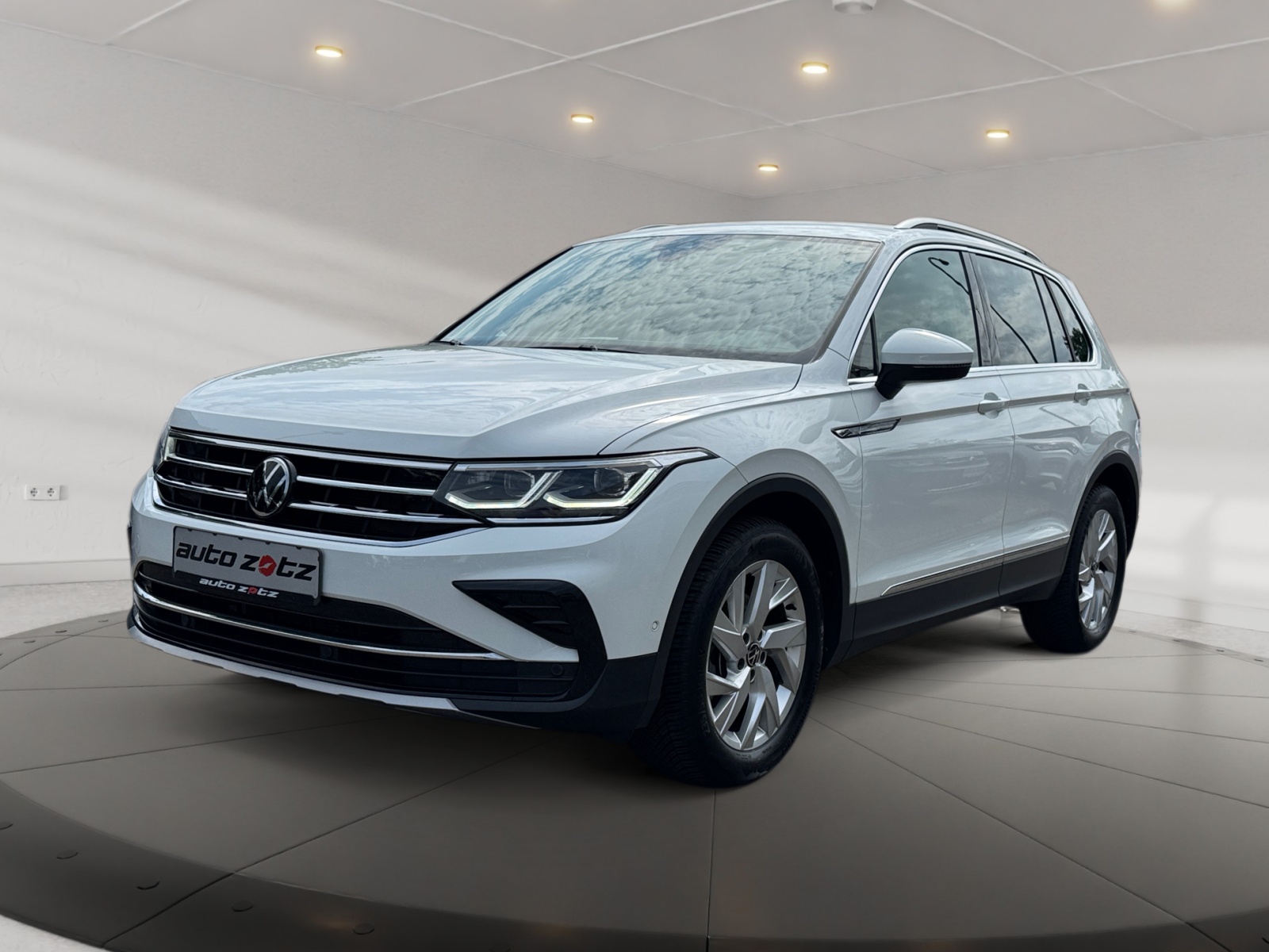 Tiguan Elegance 1.5TSI DSG AHK NAVI ASSISTENZ PLUS KAM