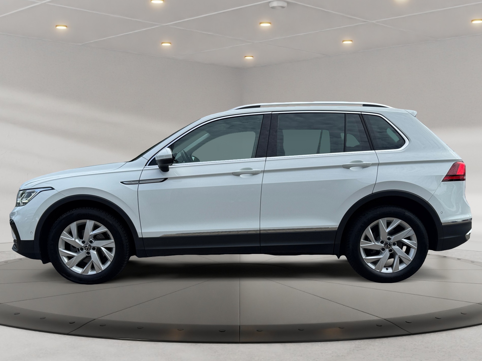 Tiguan Elegance 1.5TSI DSG AHK NAVI ASSISTENZ PLUS KAM
