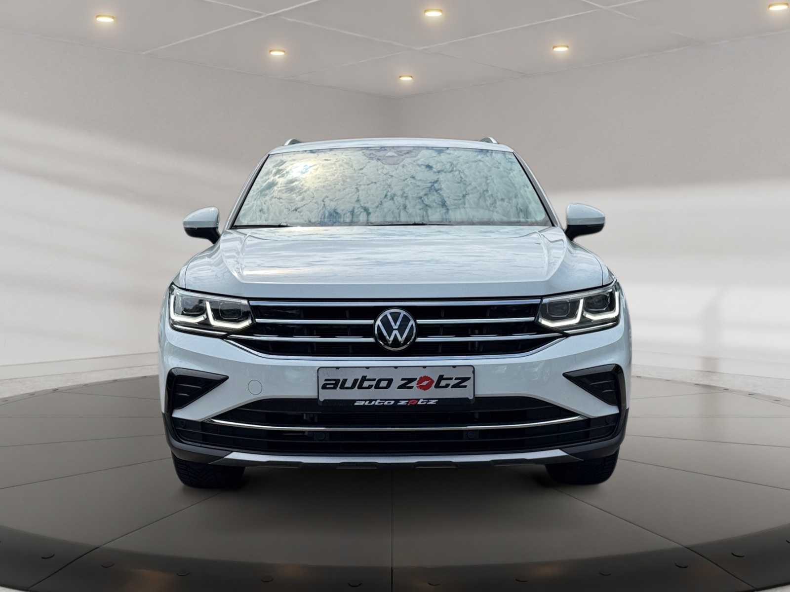 Tiguan Elegance 1.5TSI DSG AHK NAVI ASSISTENZ PLUS KAM