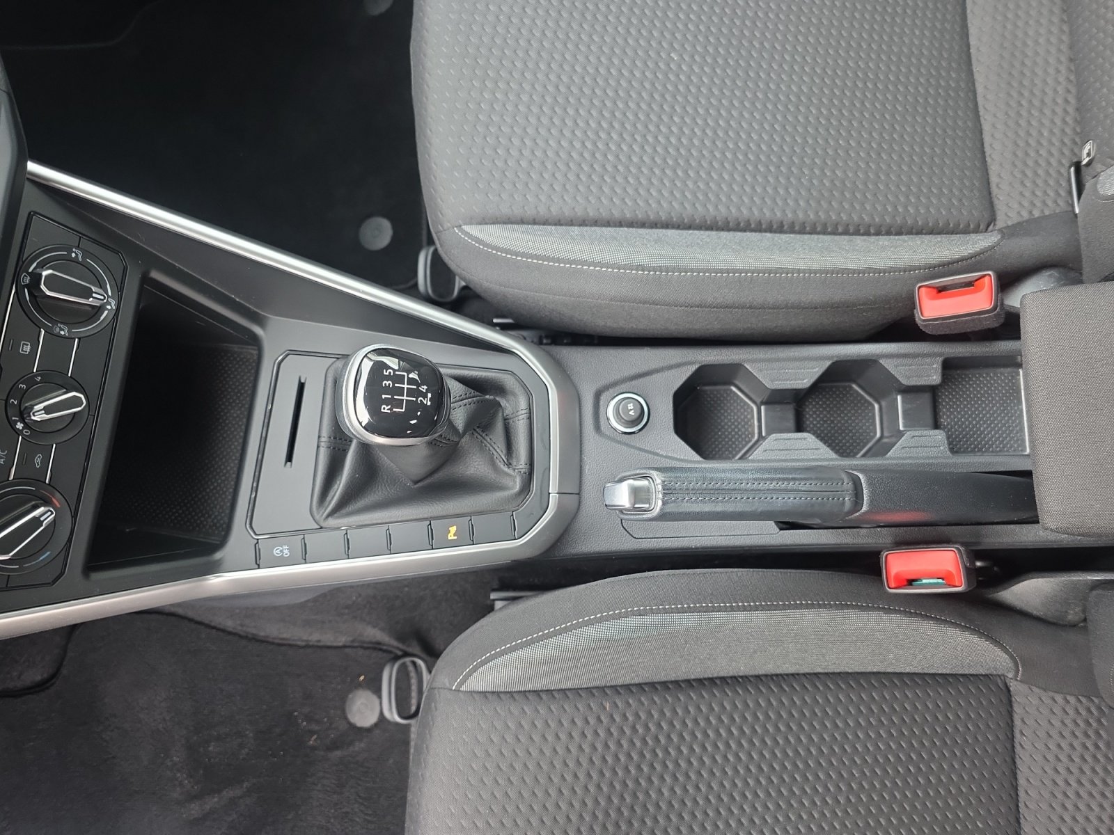 Taigo Life 1.0TSI KAMERA ALLWETTER Kam.,PDC,LED