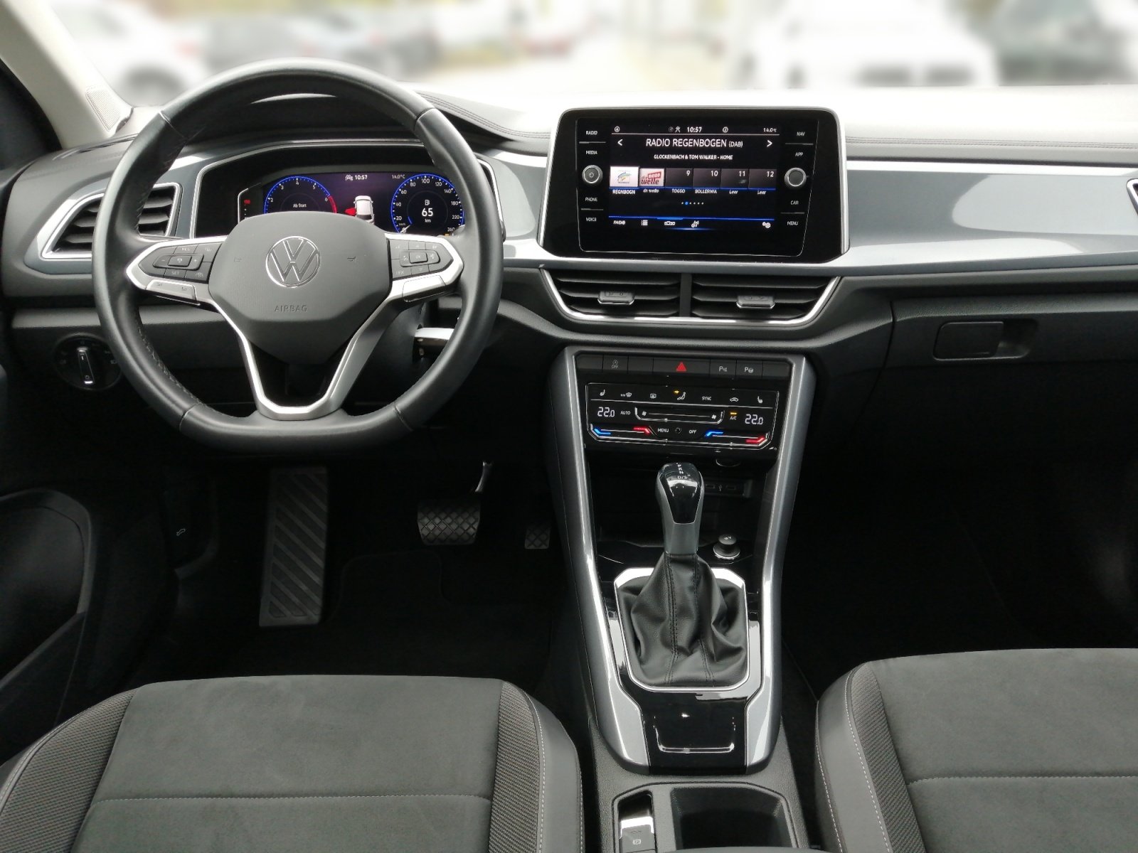 T-ROC 1.5TSI STYLE DSG Kam.,PDC,Virtual,ACC,LED