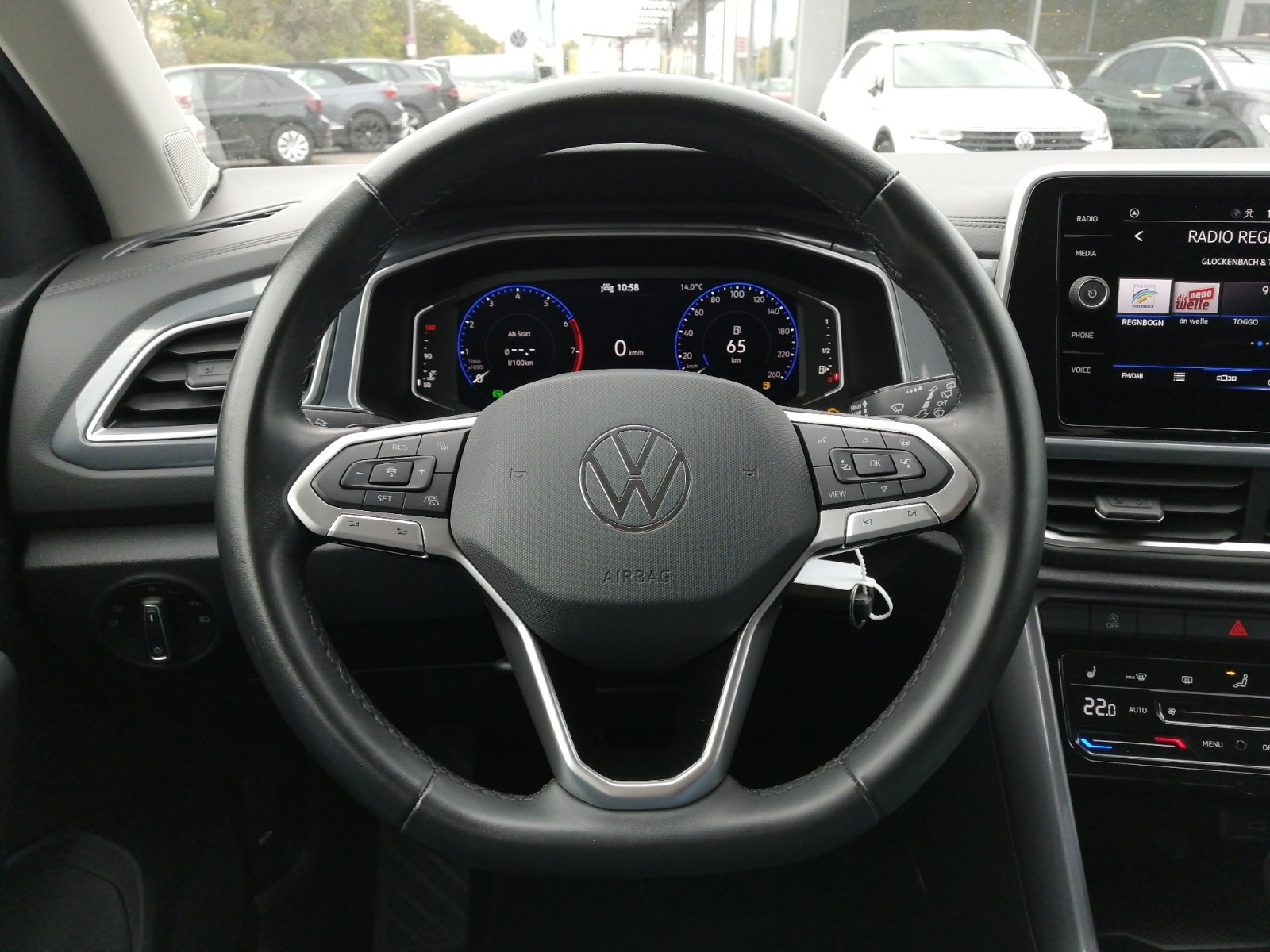 T-ROC 1.5TSI STYLE DSG Kam.,PDC,Virtual,ACC,LED